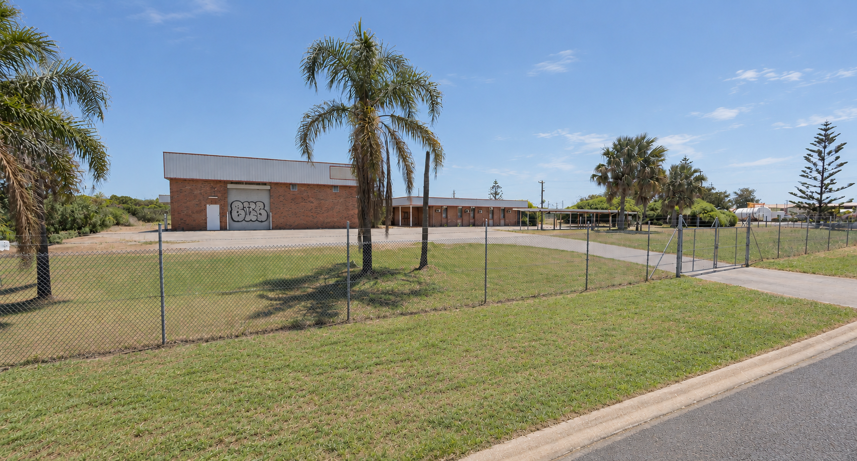 2 & 10 Barker Street, Beachlands, WA 6530