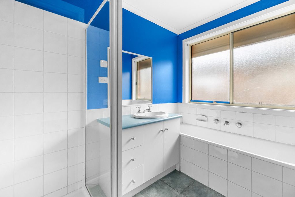 136 Rosella Avenue — photo 9 of 14