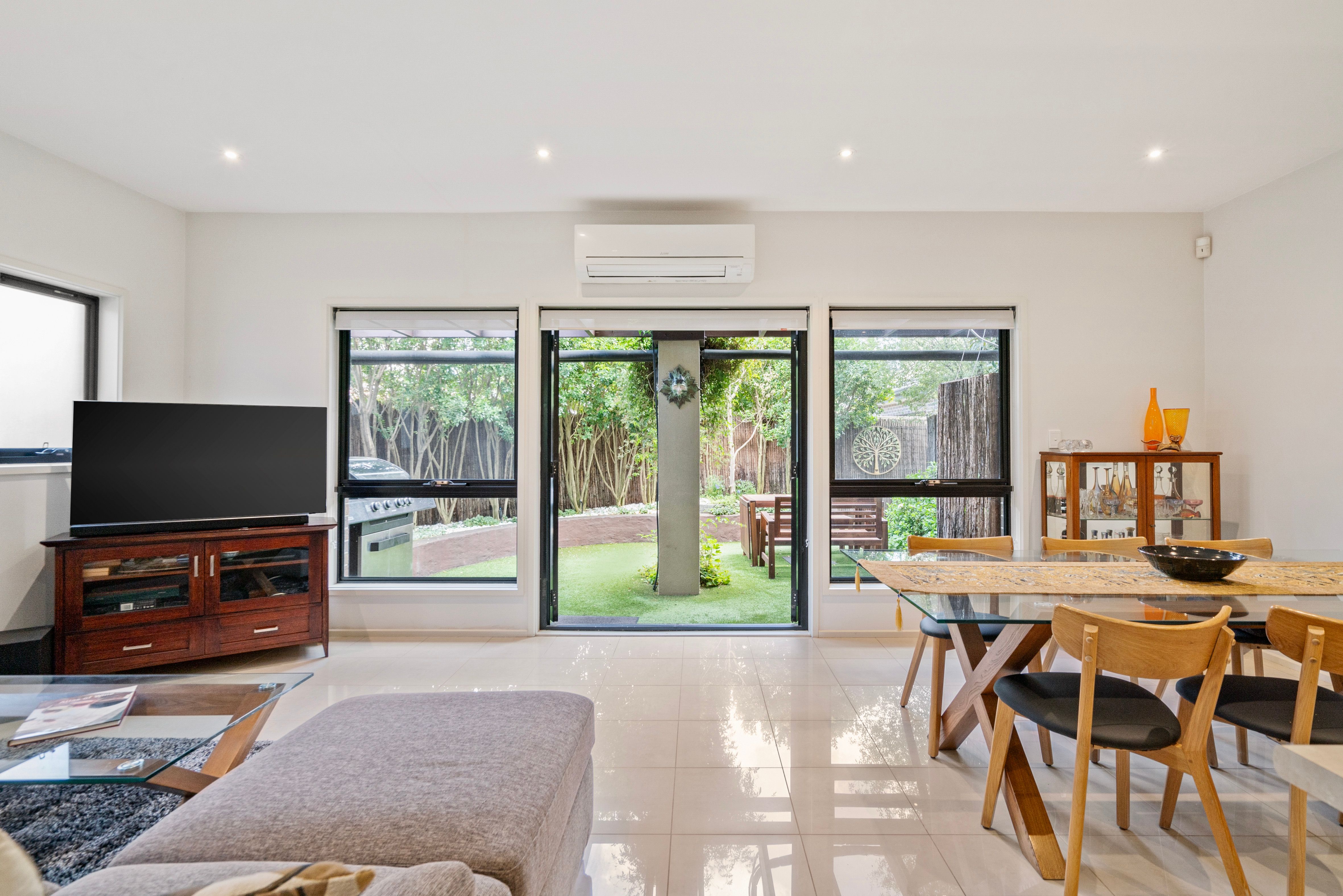 1/3 Basil Street, Newport, VIC 3015