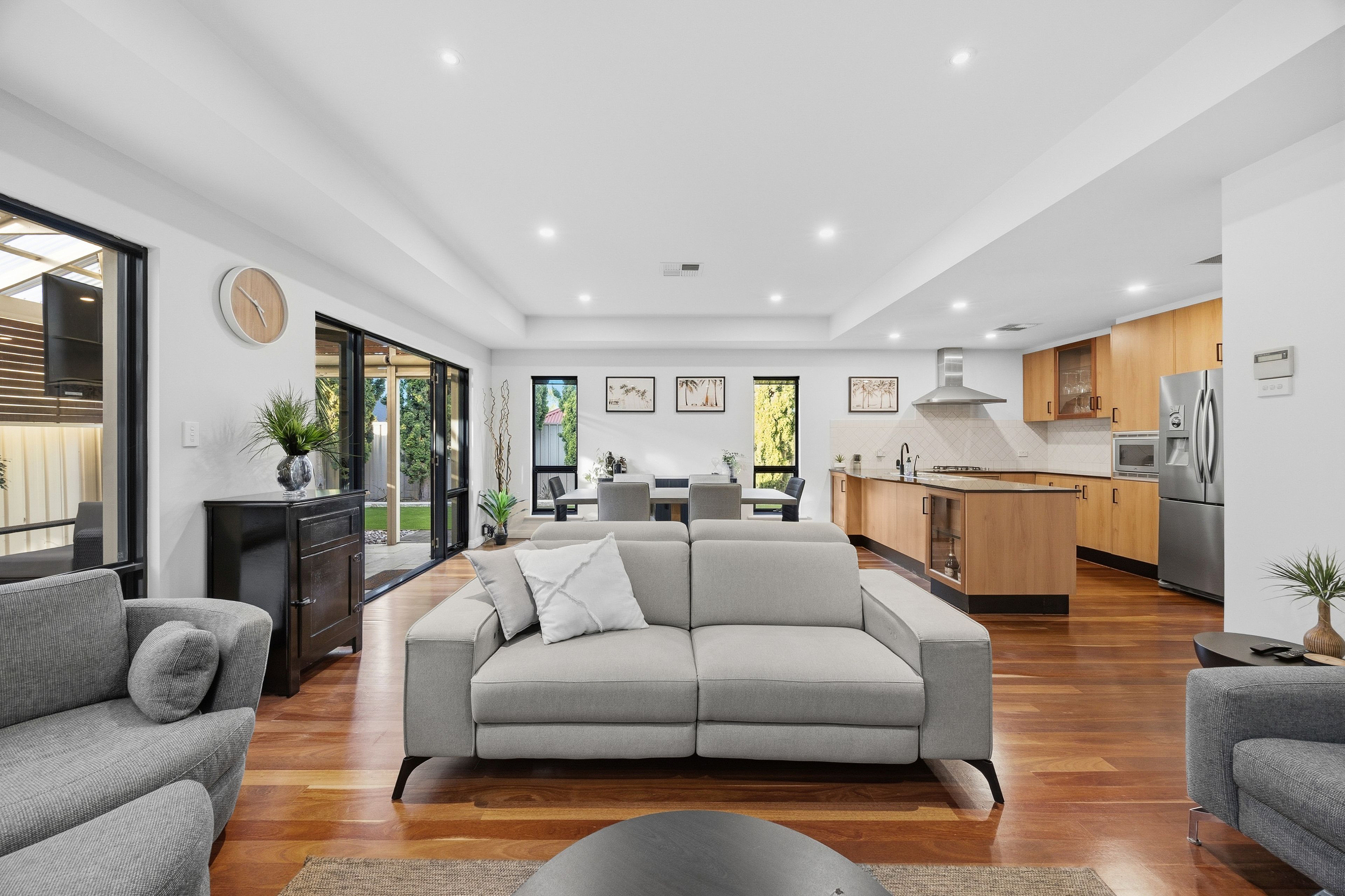 1 Cleopatra Place — photo 3 of 20