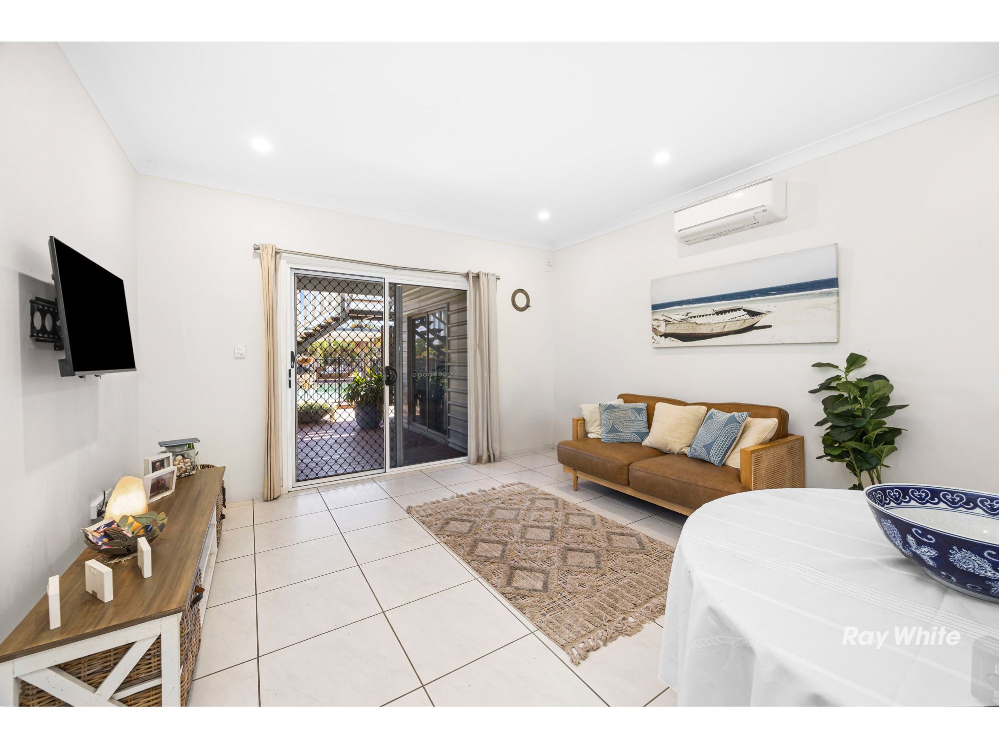 39 Saltwater Court — photo 9 of 17