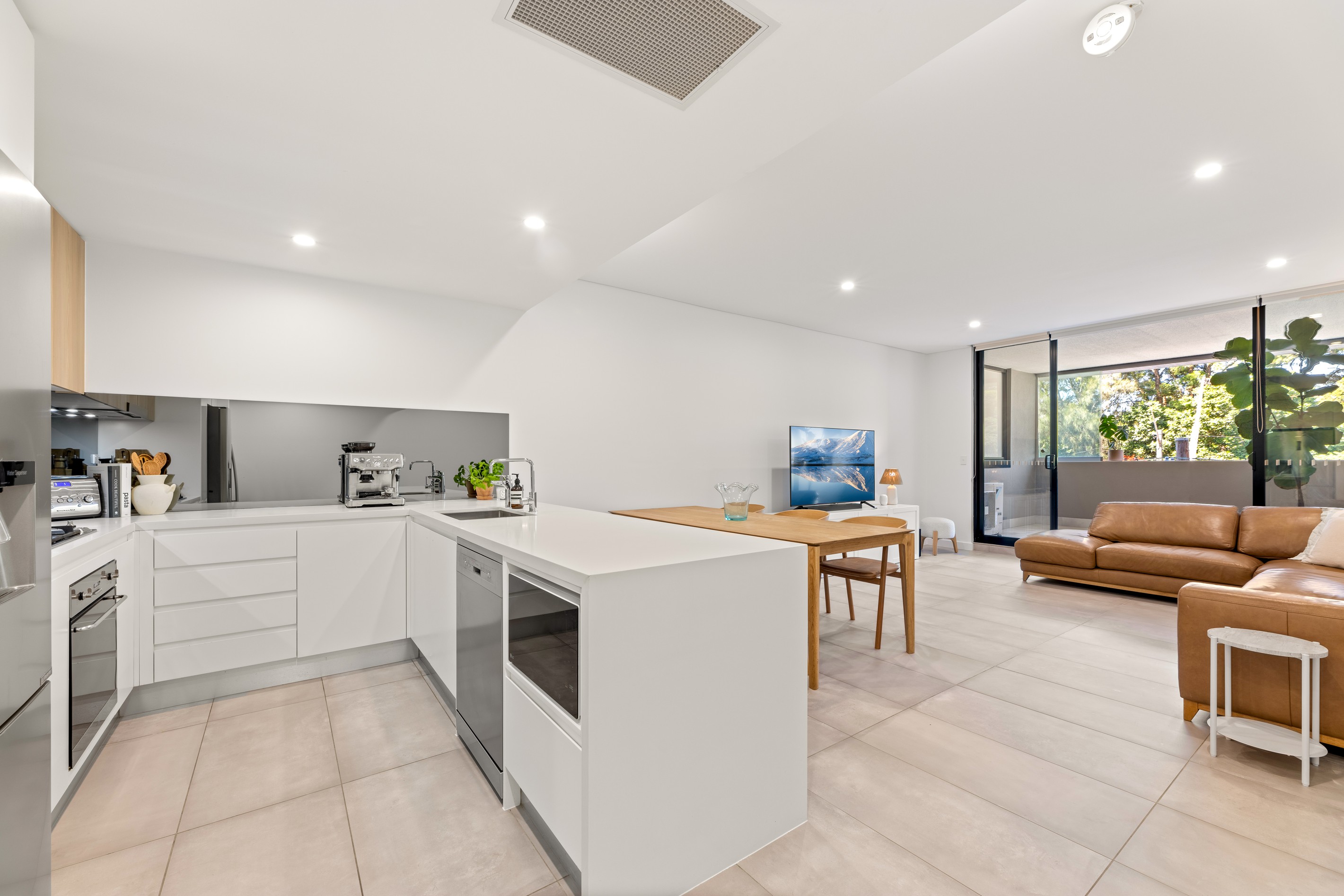 205/2a James Street, Blakehurst, NSW 2221