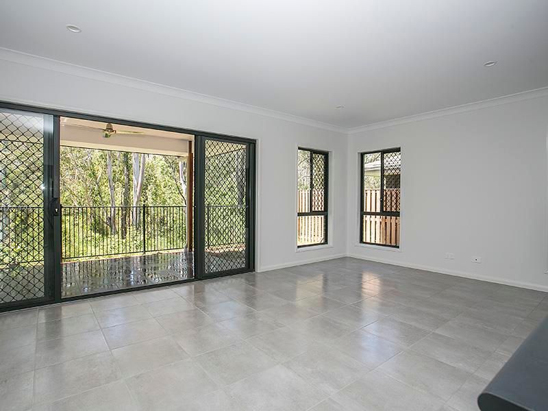 70 Macquarie Circuit, Fitzgibbon, QLD 4018