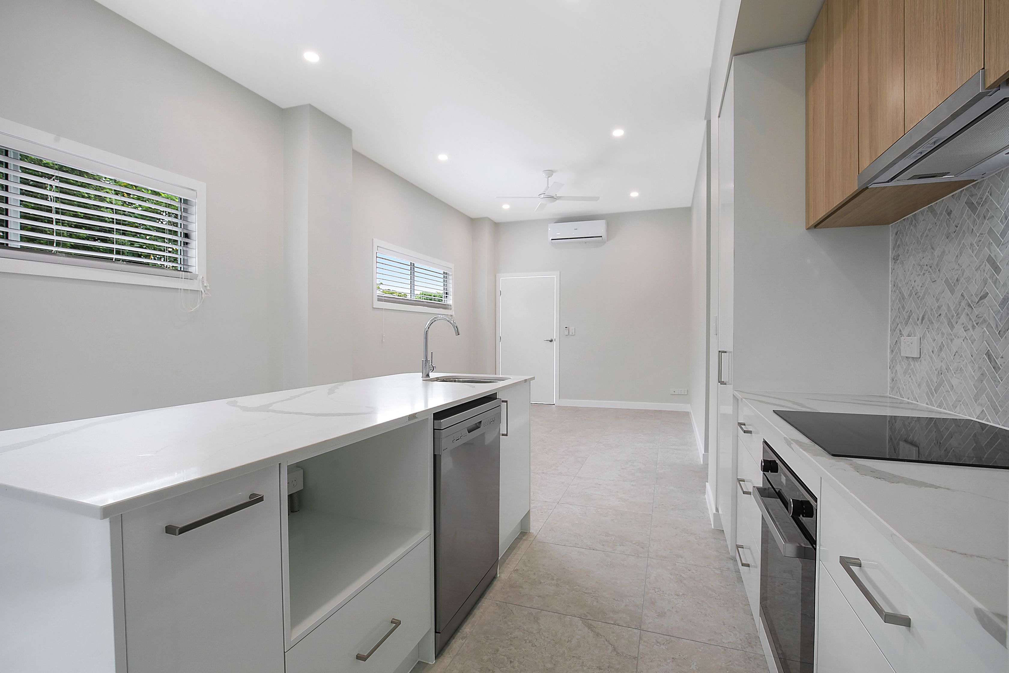 6/59 Maygar Street — photo 4 of 14