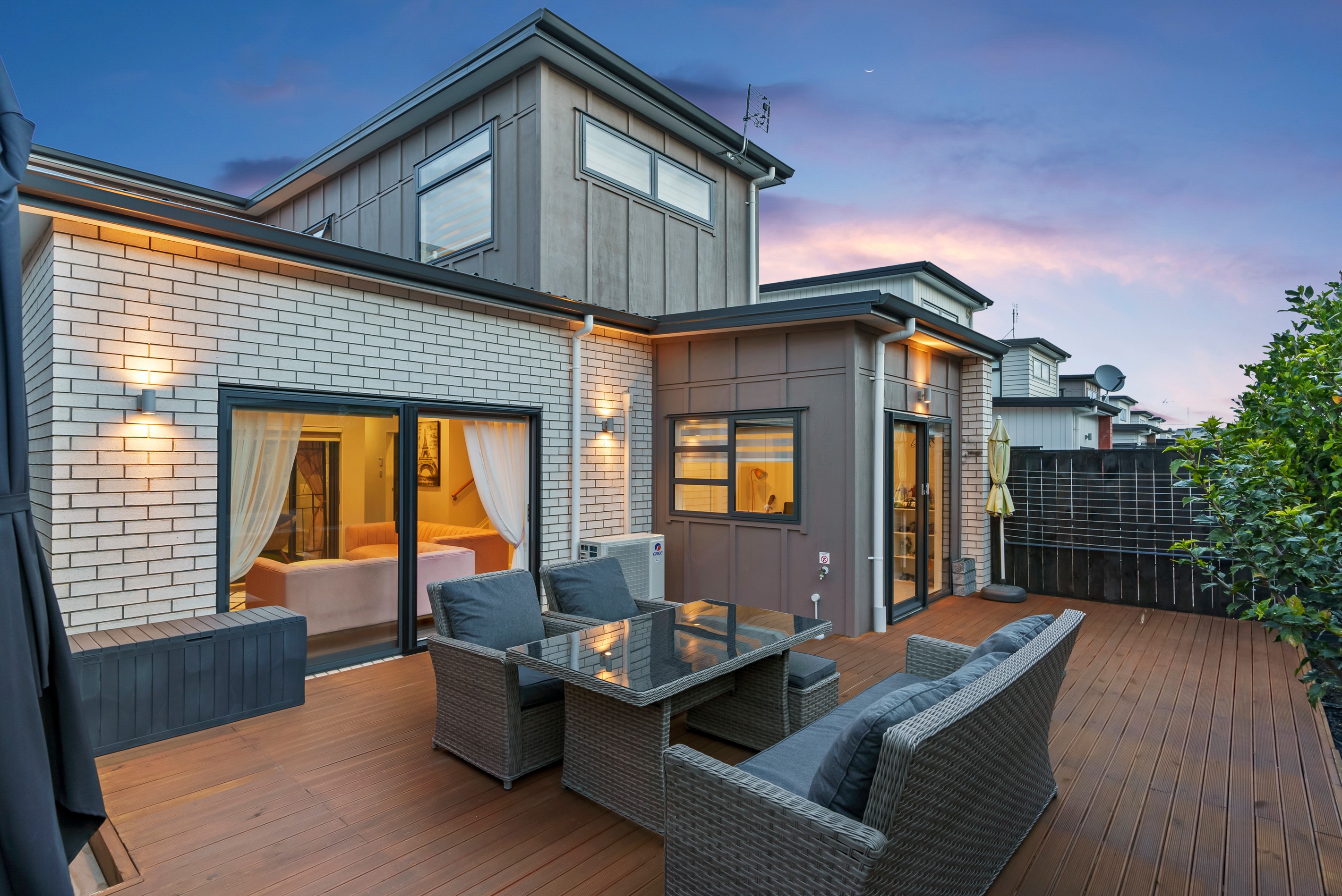 5B McQuoids Road, Flat Bush, Manukau City
