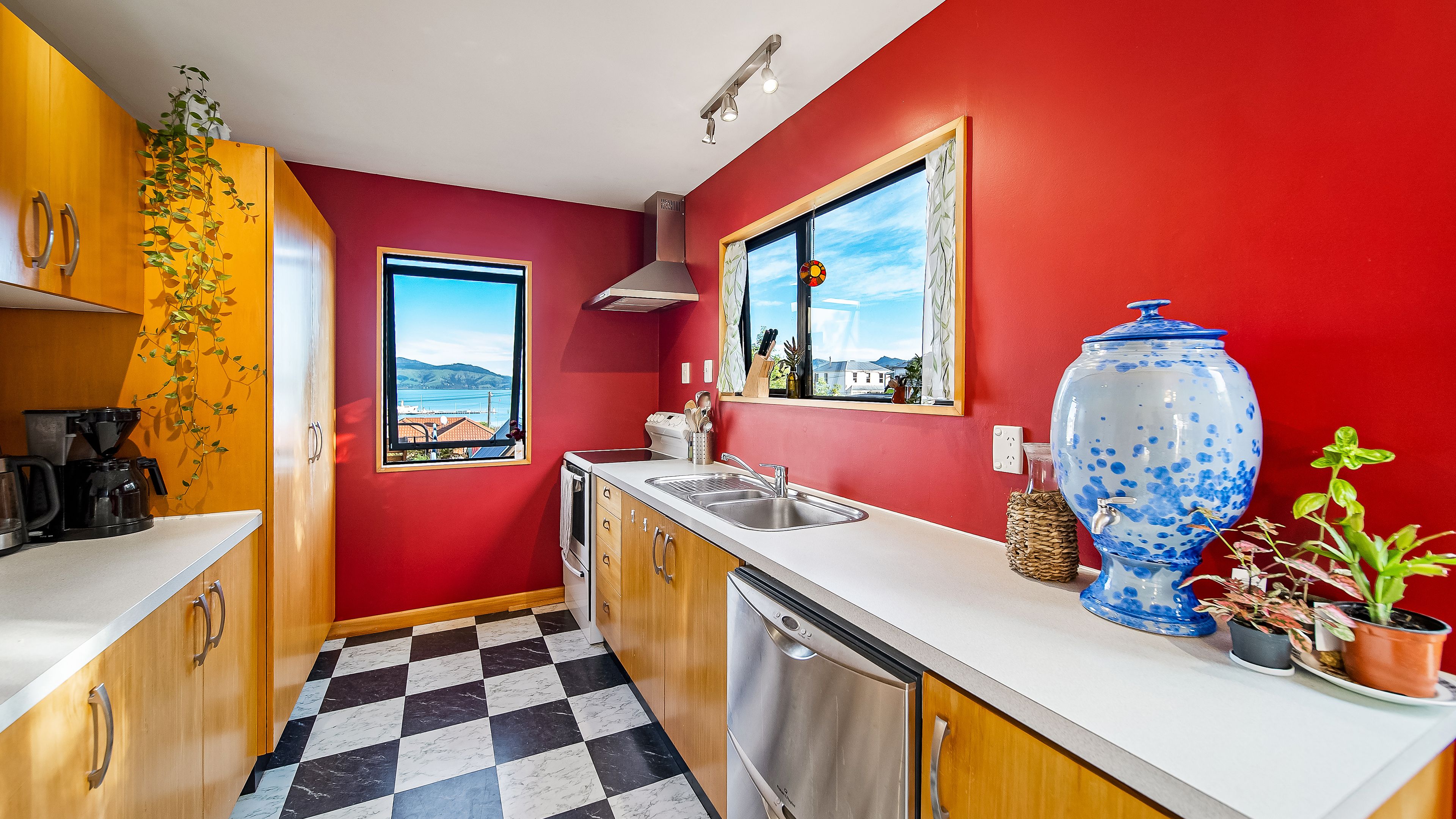 61 Oxford Street, Lyttelton, Christchurch City