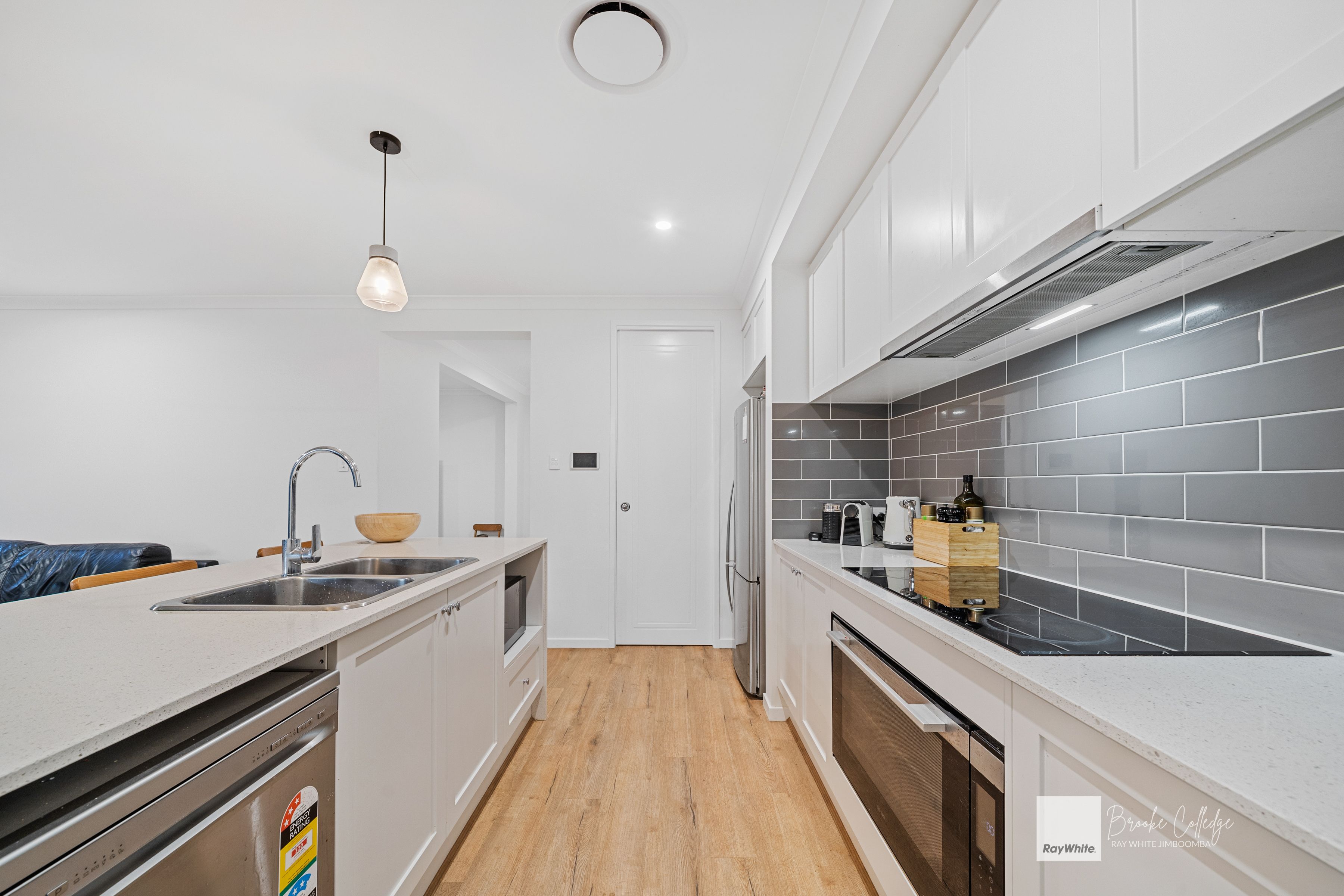 21 Colmar Street — photo 5 of 21