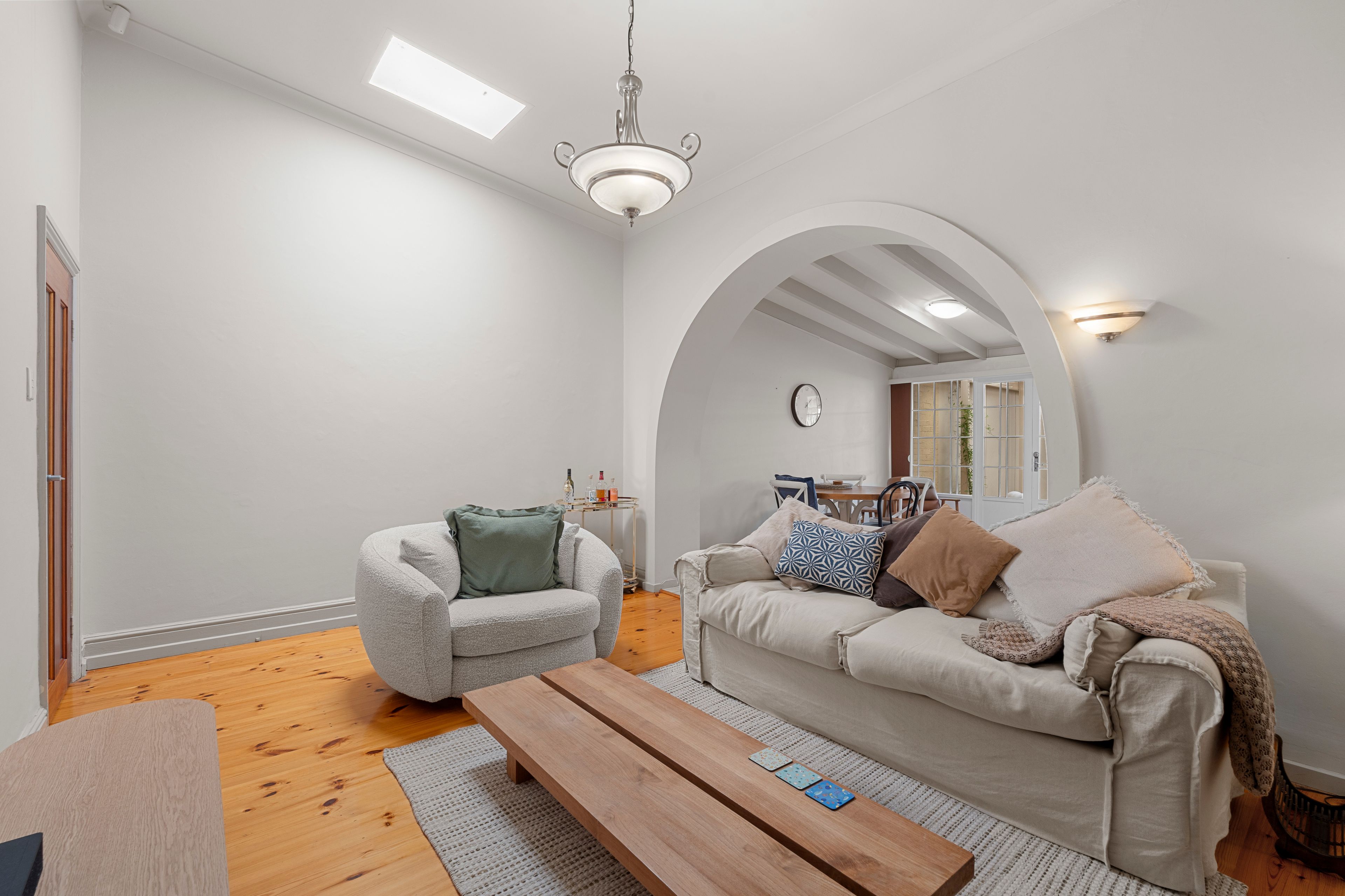 27 Gordon Street — photo 5 of 18