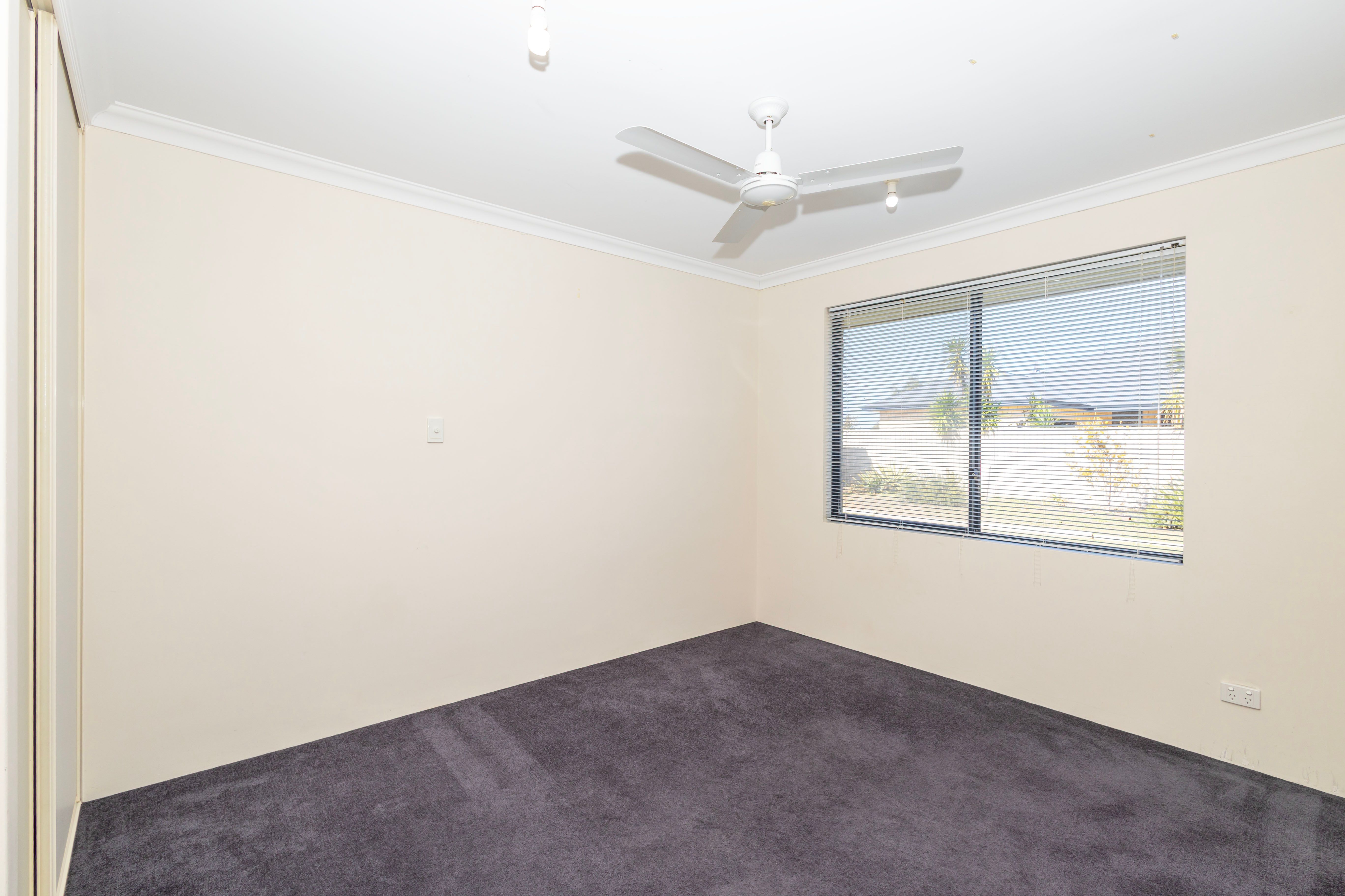 29 Dryandra Boulevard — photo 15 of 24