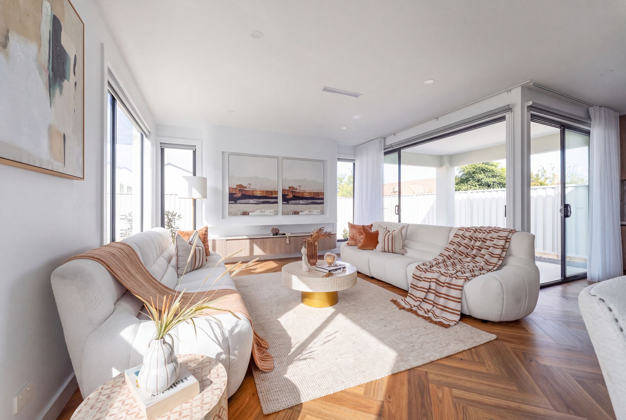 20 Valerian Avenue — photo 8 of 24
