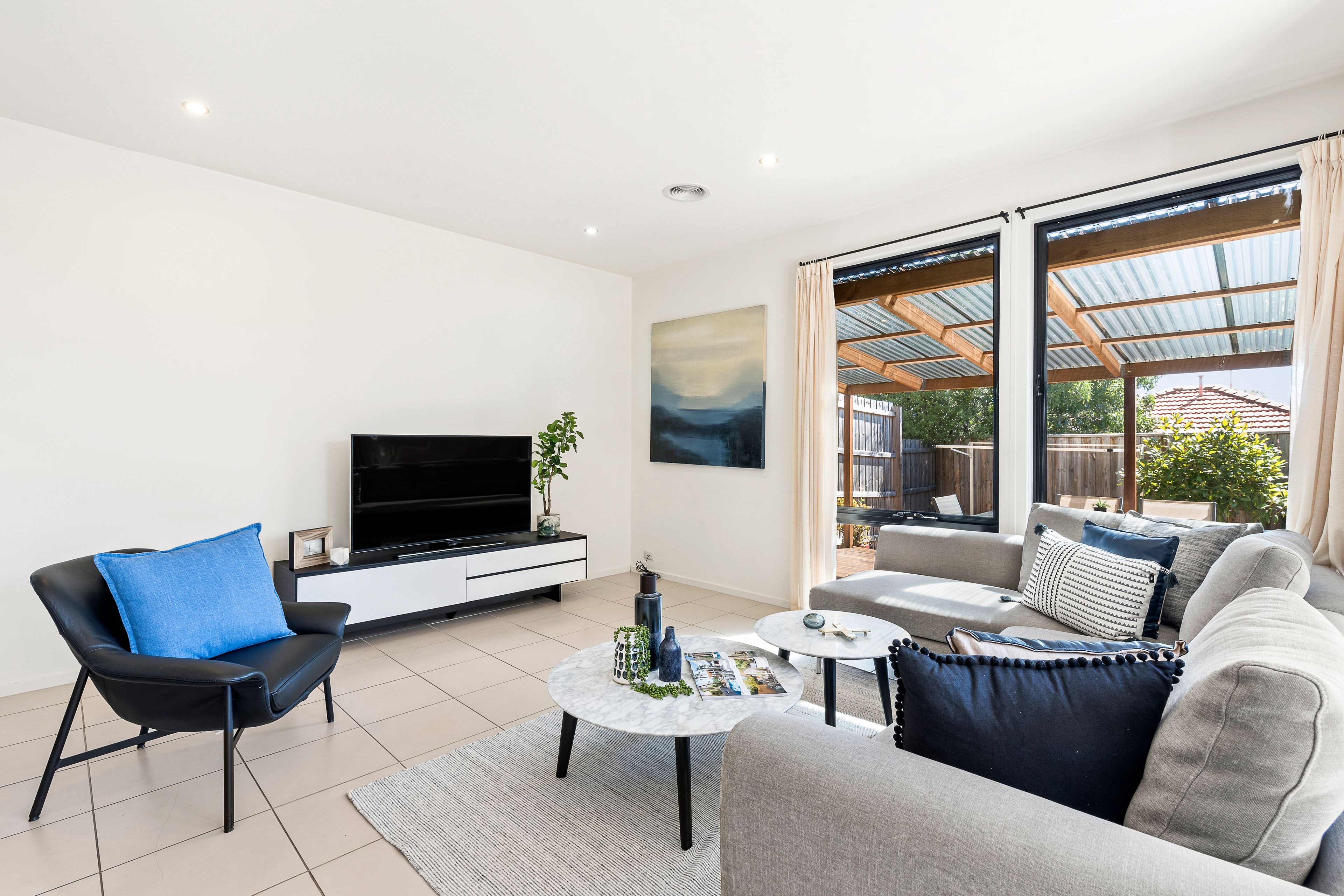 15 Burn Nar Look Drive, Burwood, VIC 3125