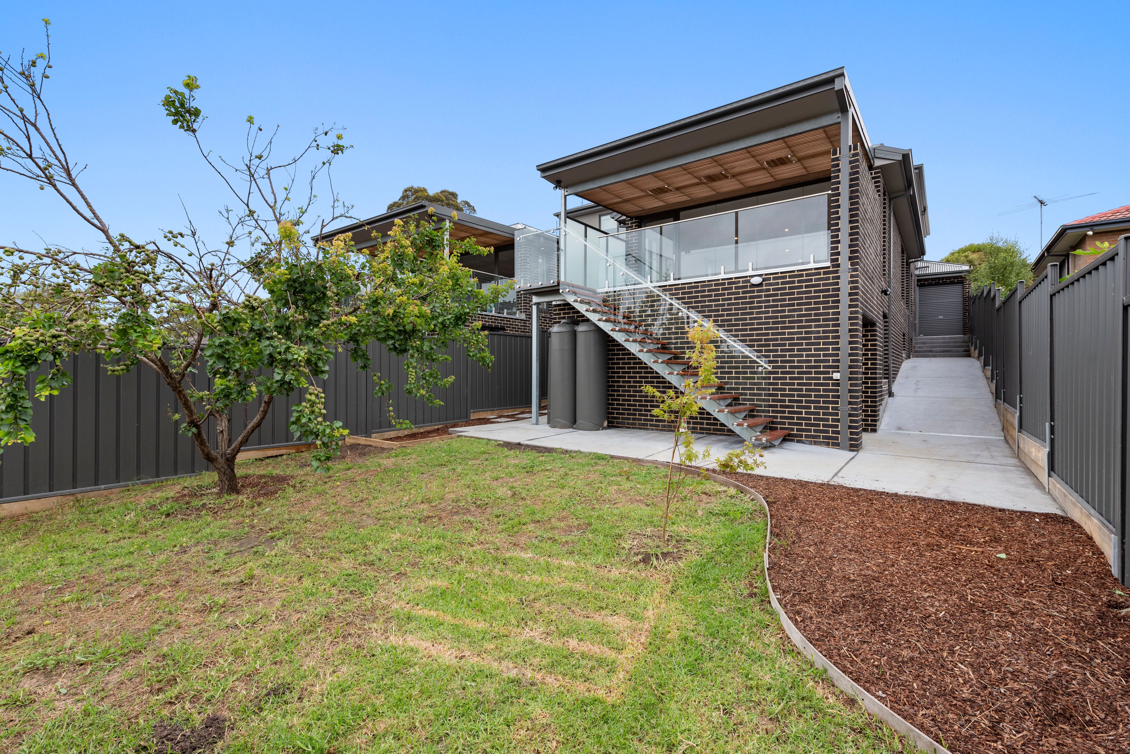 13a Monteith Crescent — photo 10 of 11