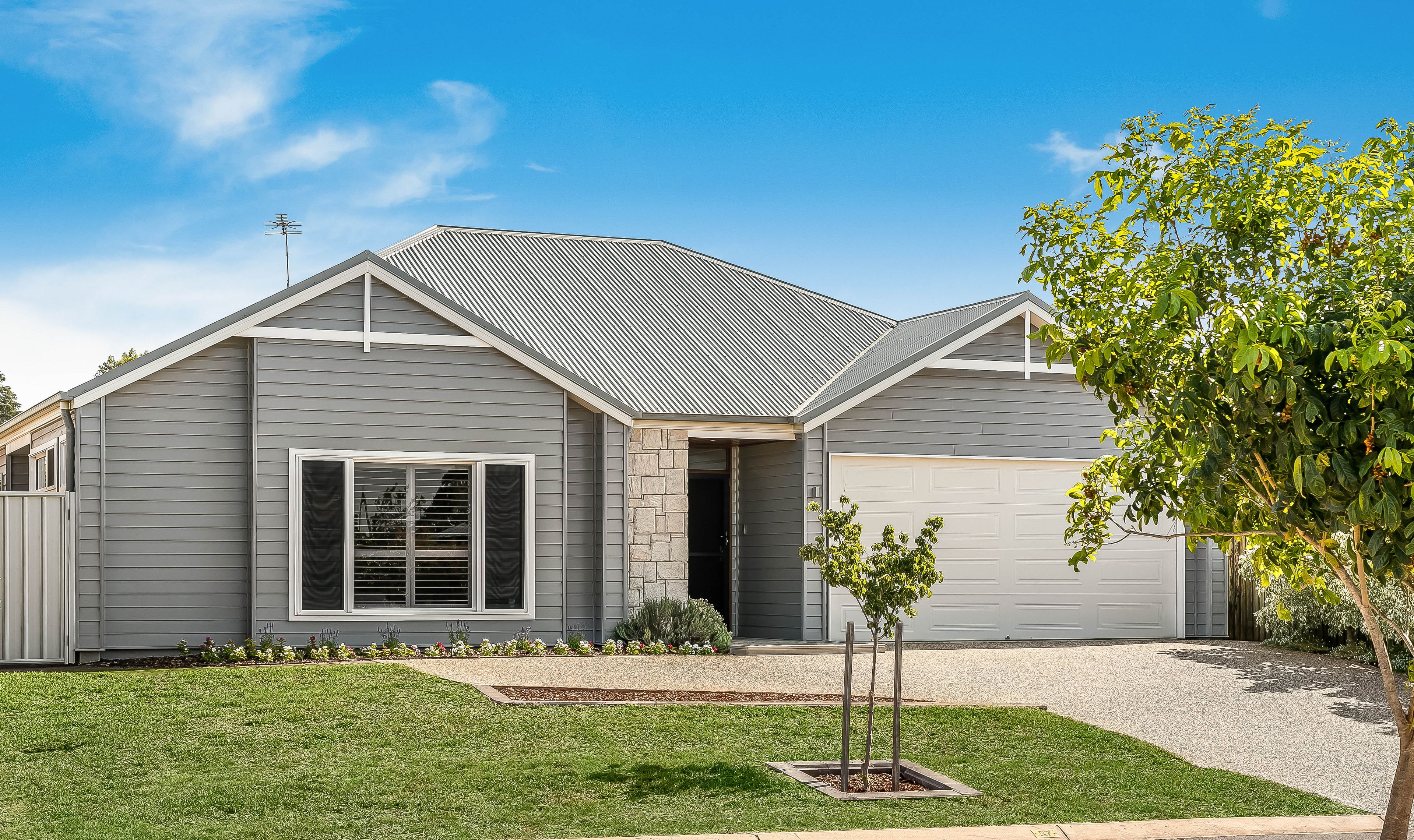 57 Entabeni Drive, Kearneys Spring, QLD 4350