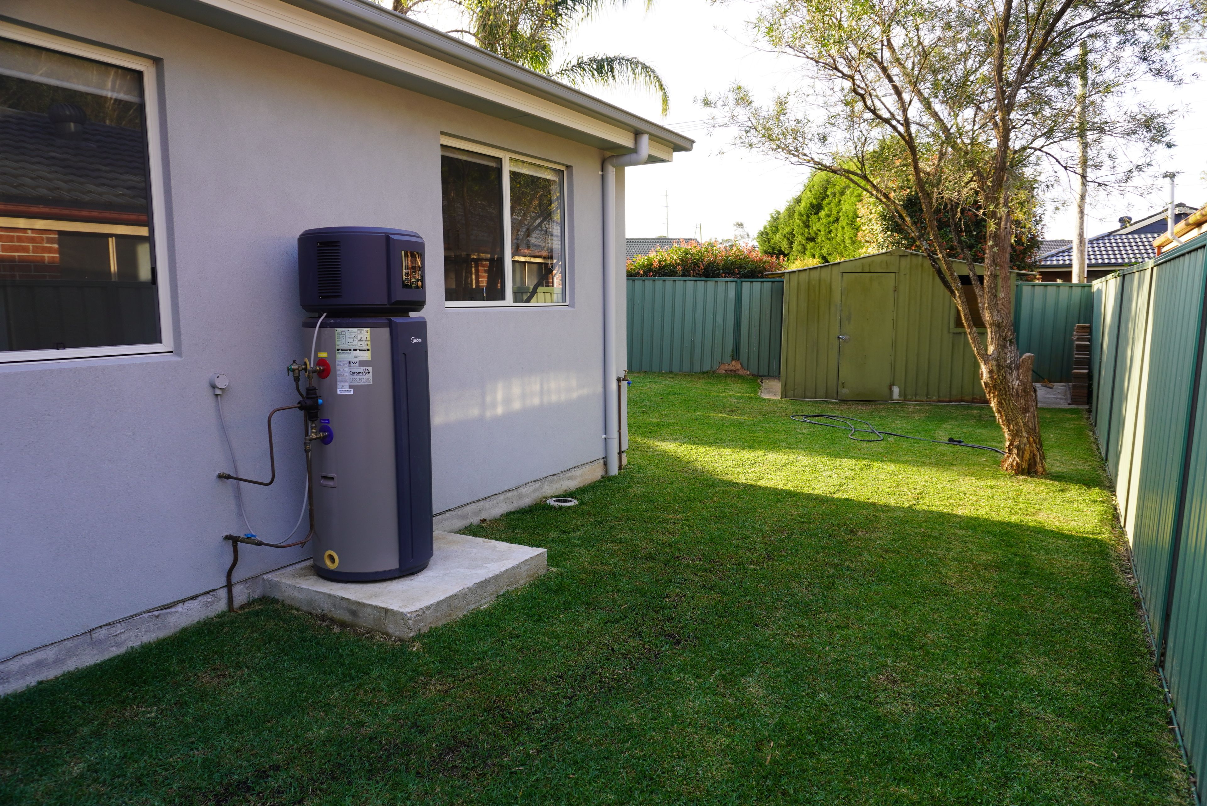 102a Hume Crescent — photo 10 of 12
