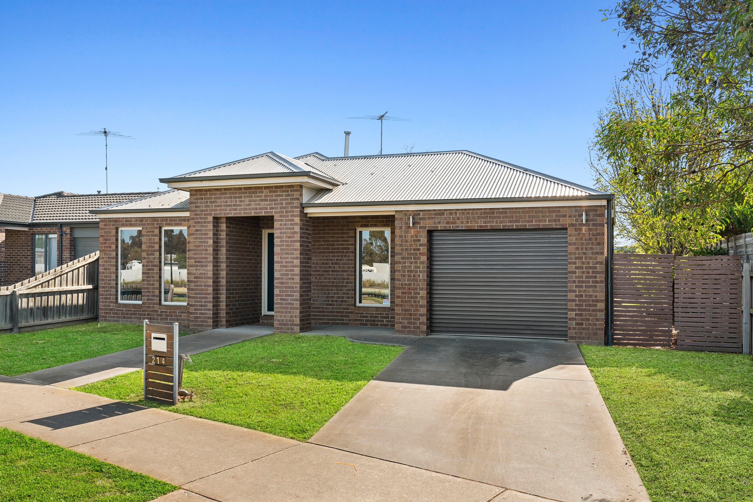 214 Barwarre Road, Grovedale, VIC 3216