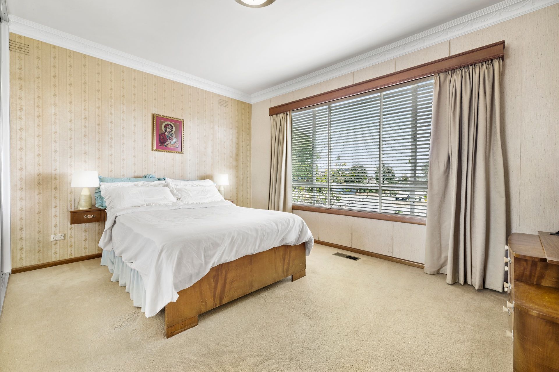 7 Burton Street — photo 8 of 12