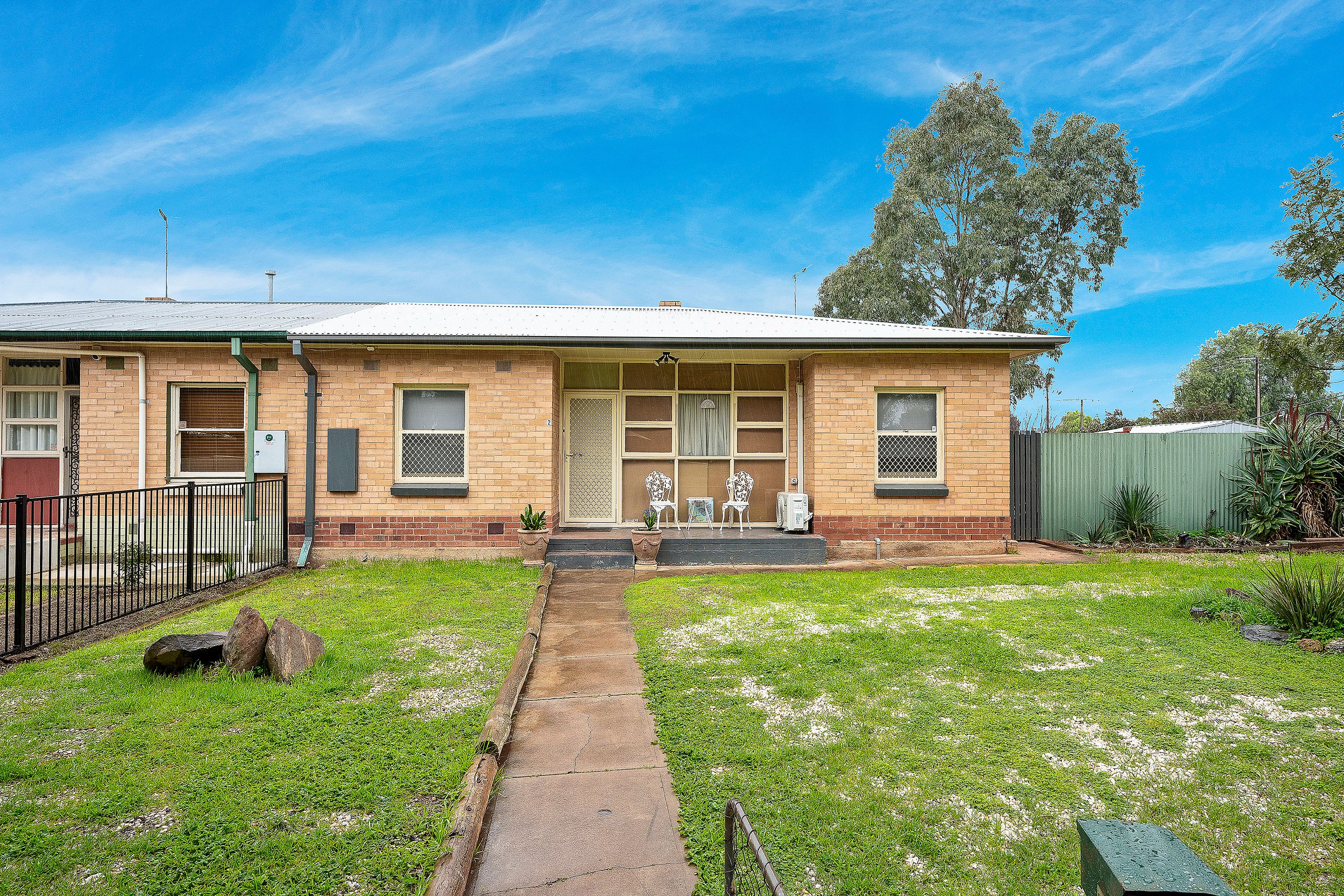 2 Peacemarsh Road, Davoren Park, SA 5113