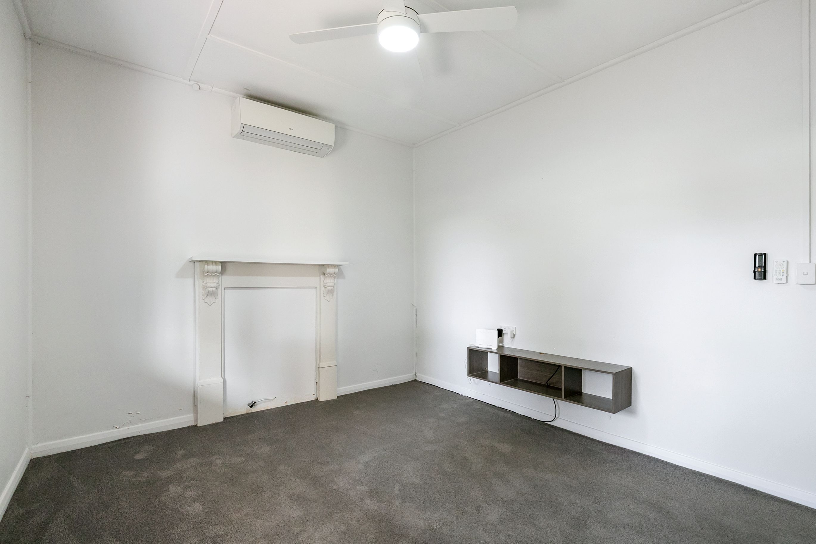 19 Jackson Street — photo 3 of 27