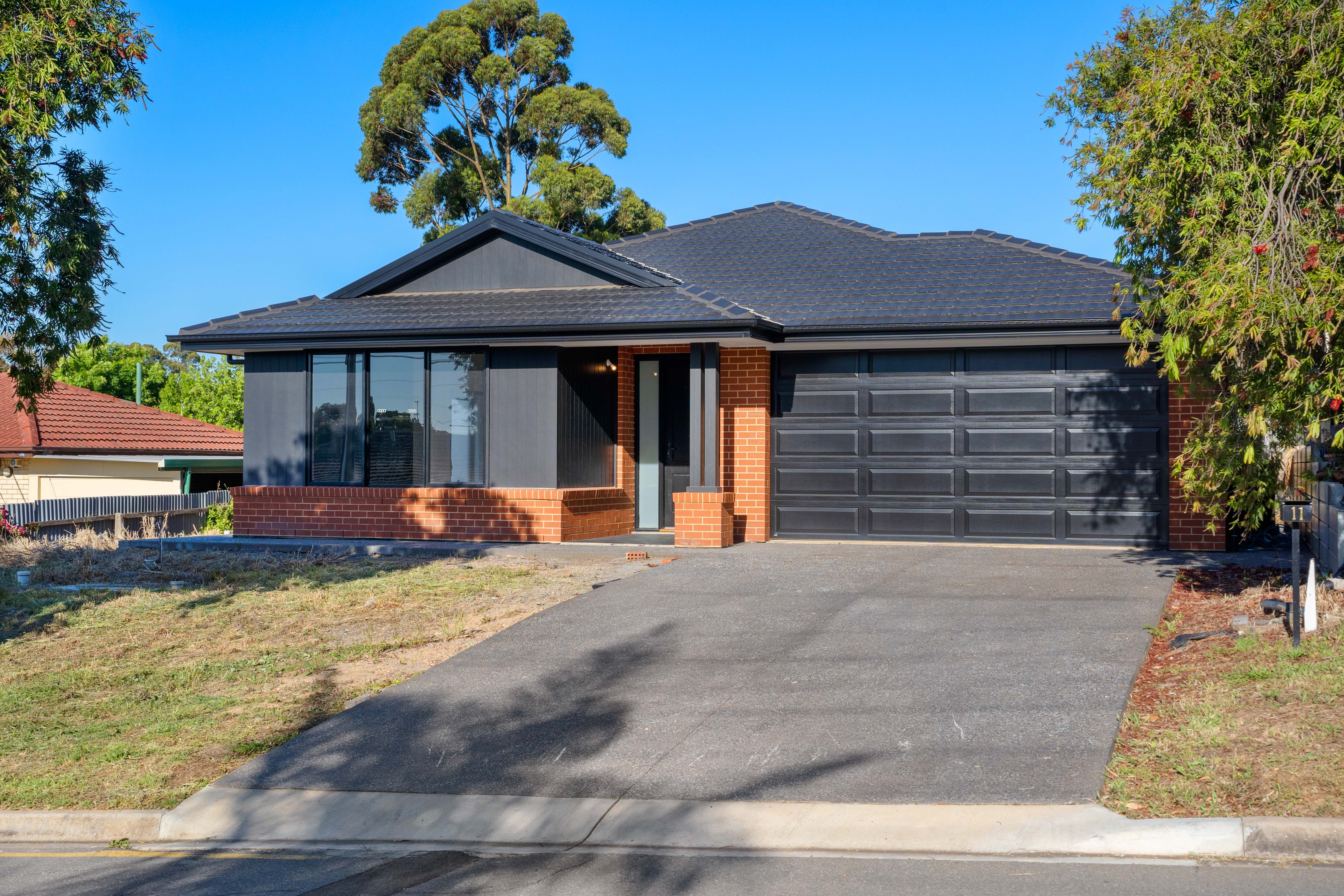 11 Highland Drive, Ridgehaven, SA 5097