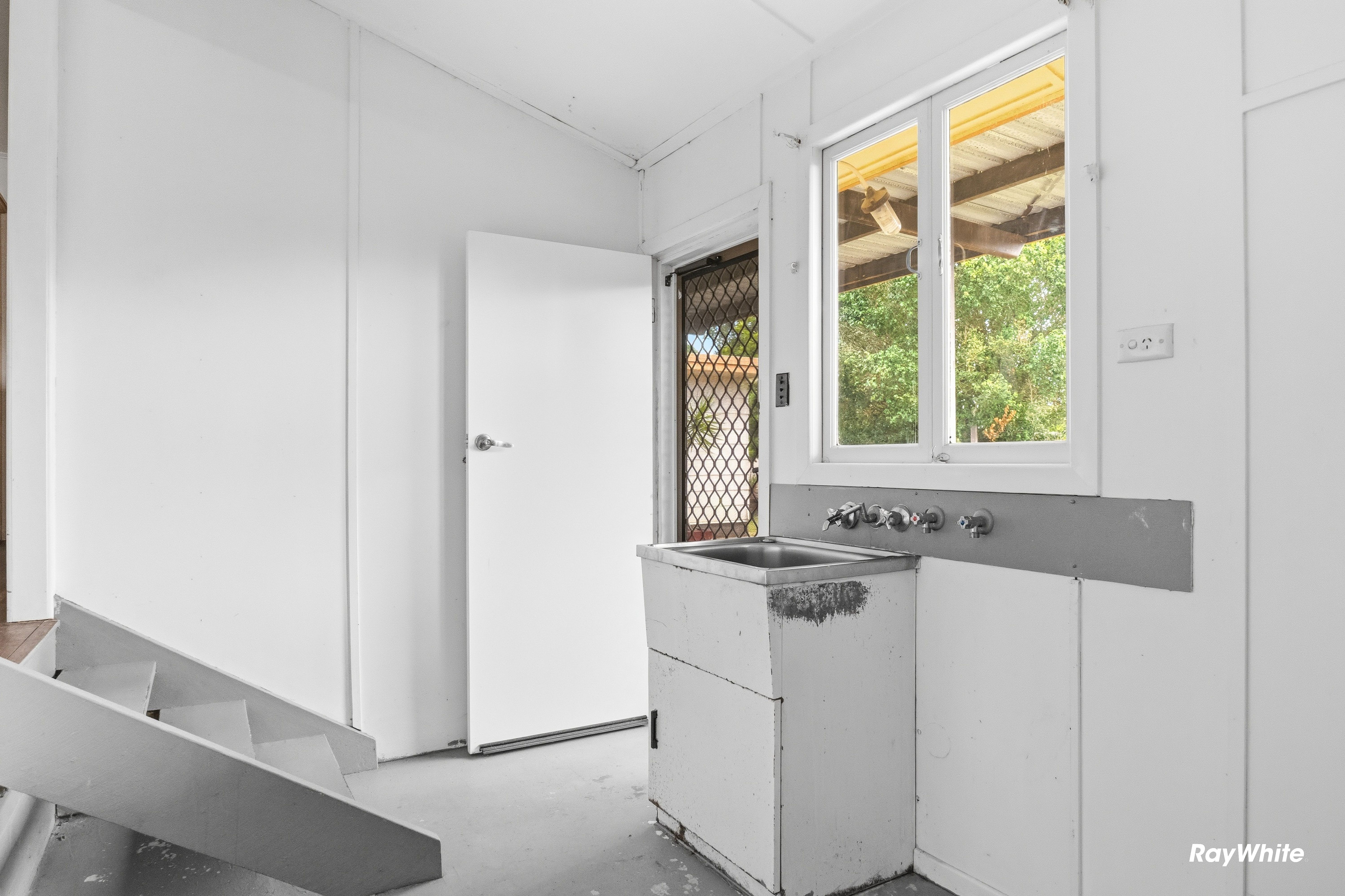 7 Crane Street East — photo 15 of 22