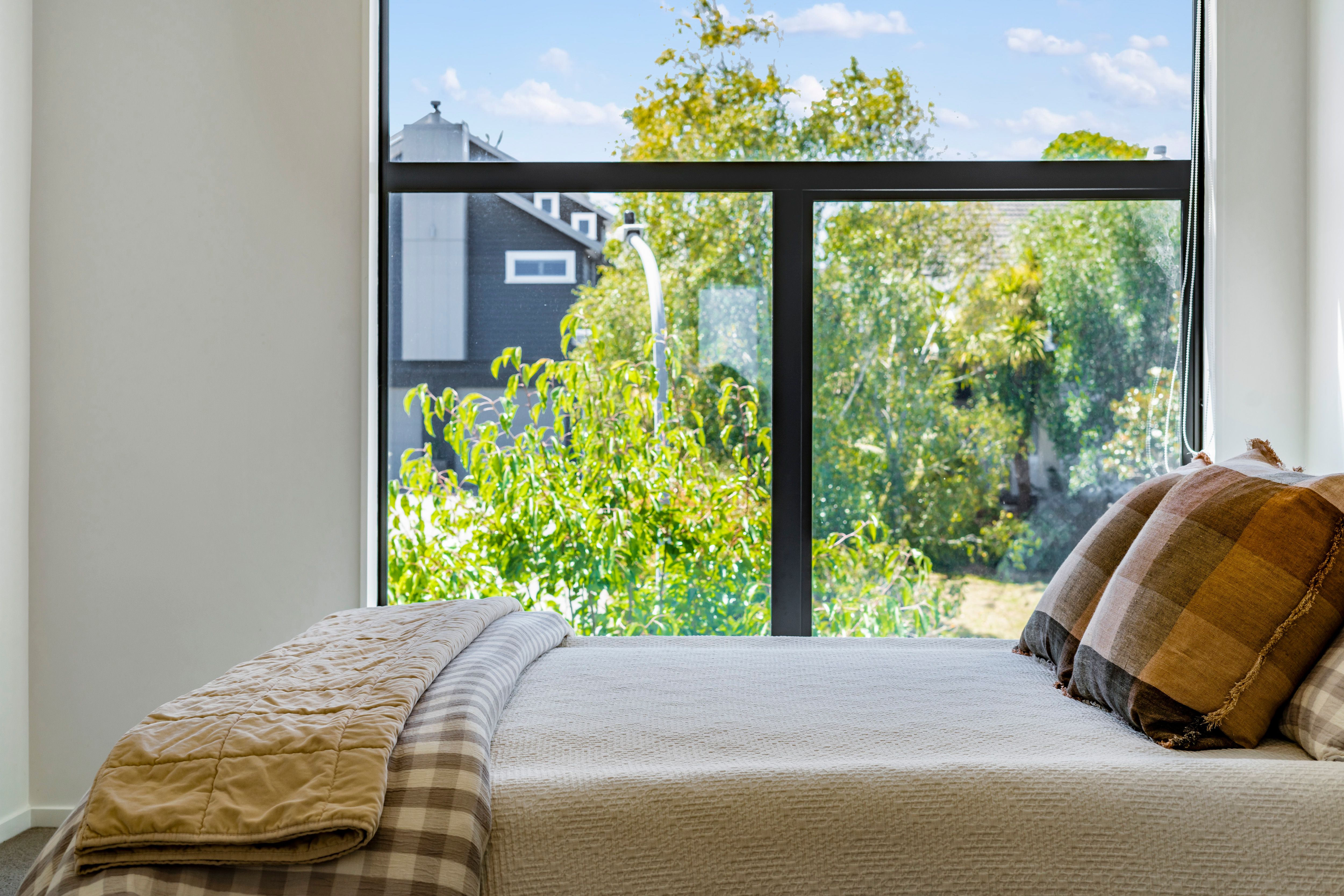 3/37 Glen Atkinson Street, St Heliers