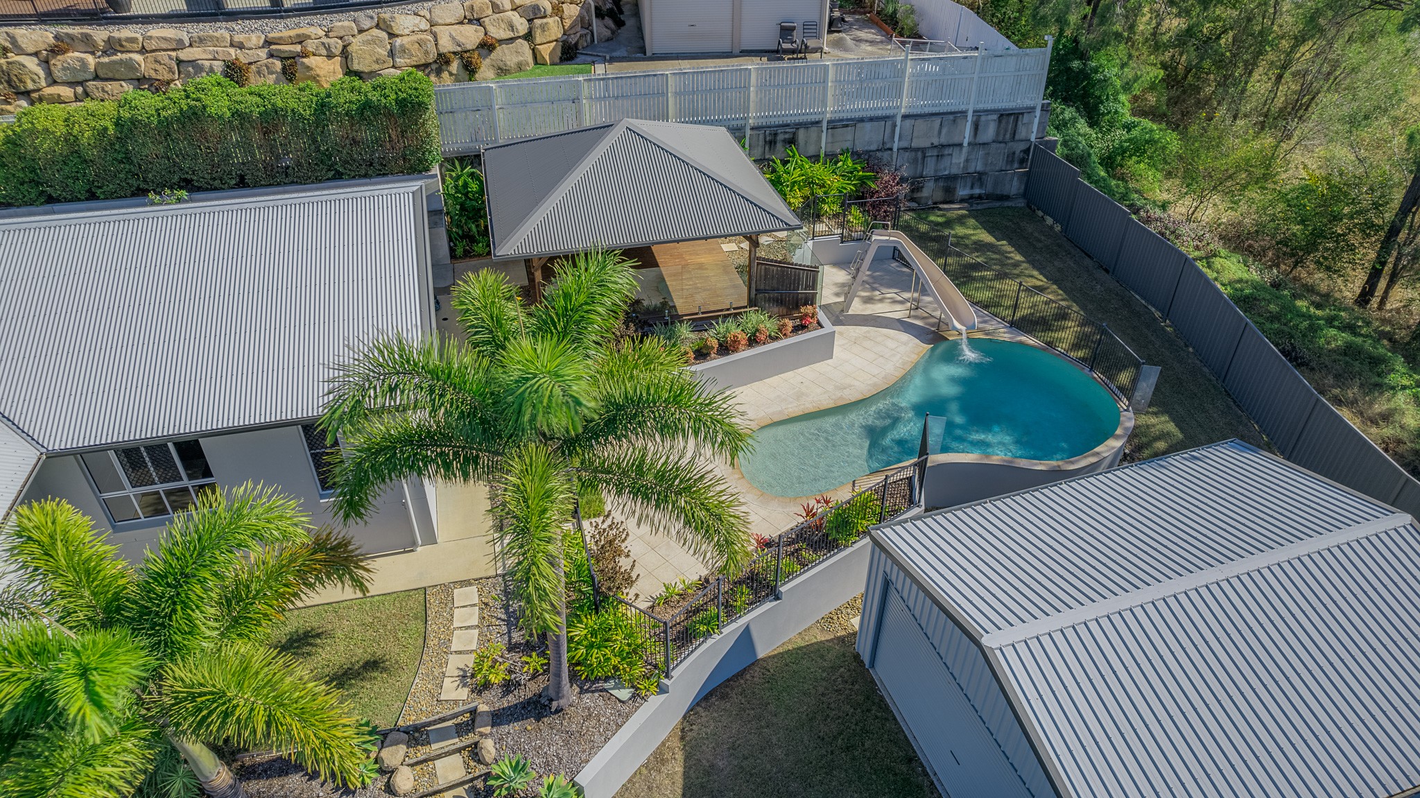 11 Panorama Court, Glen Eden, QLD 4680