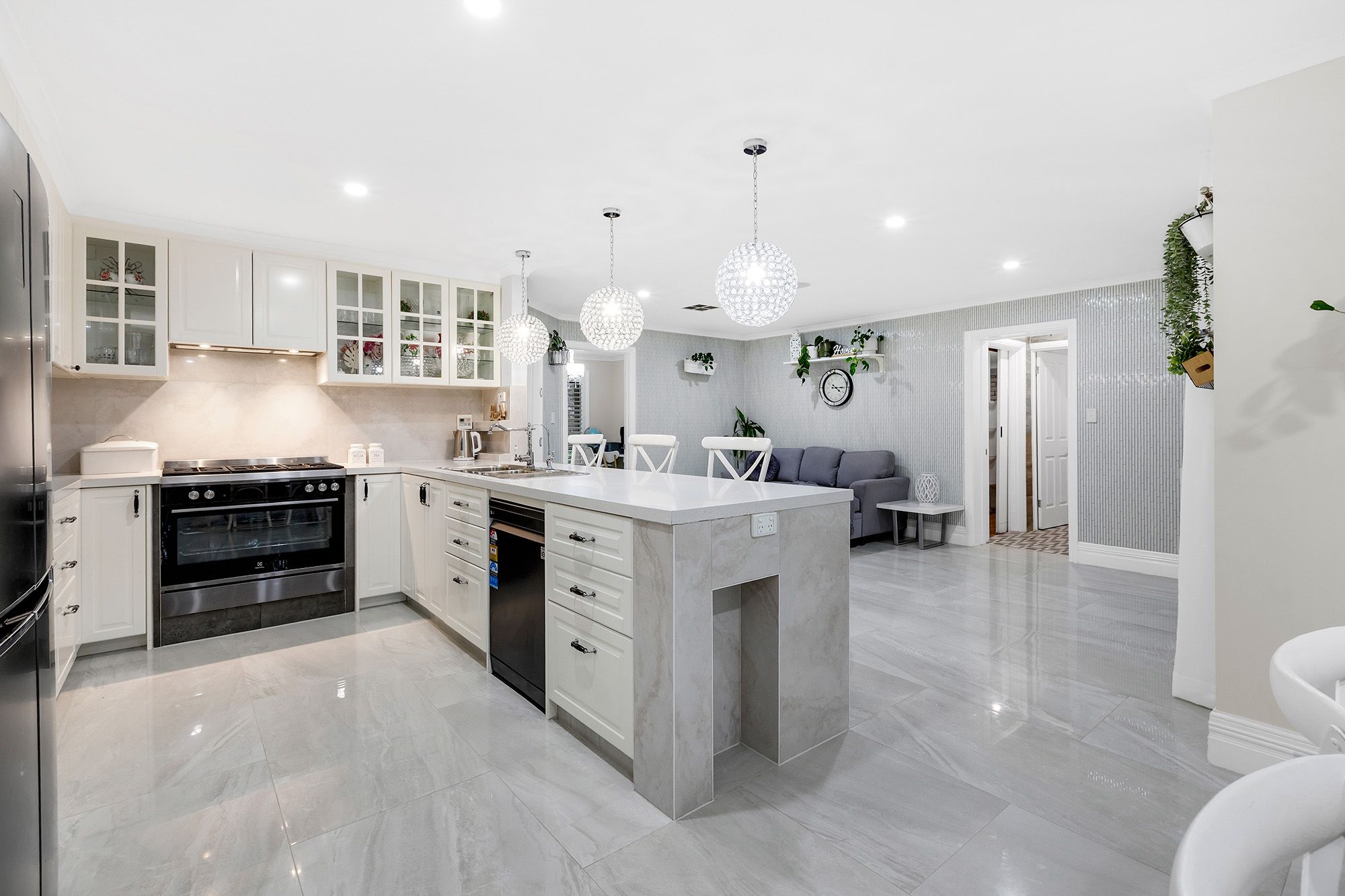 11 Beatrix Drive — photo 17 of 30