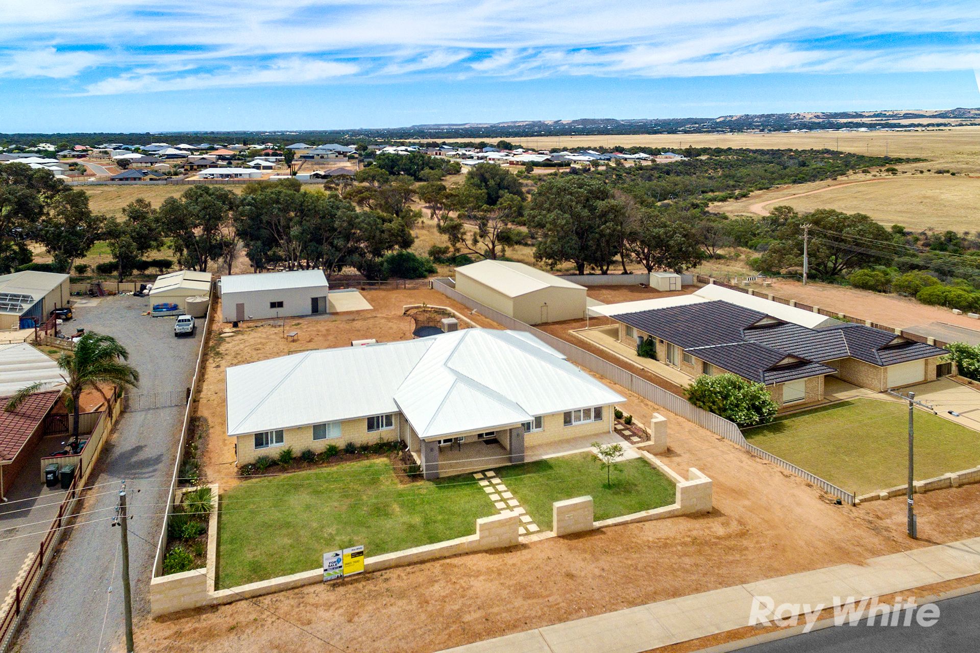 27 Cedar Crescent, Strathalbyn, WA 6530
