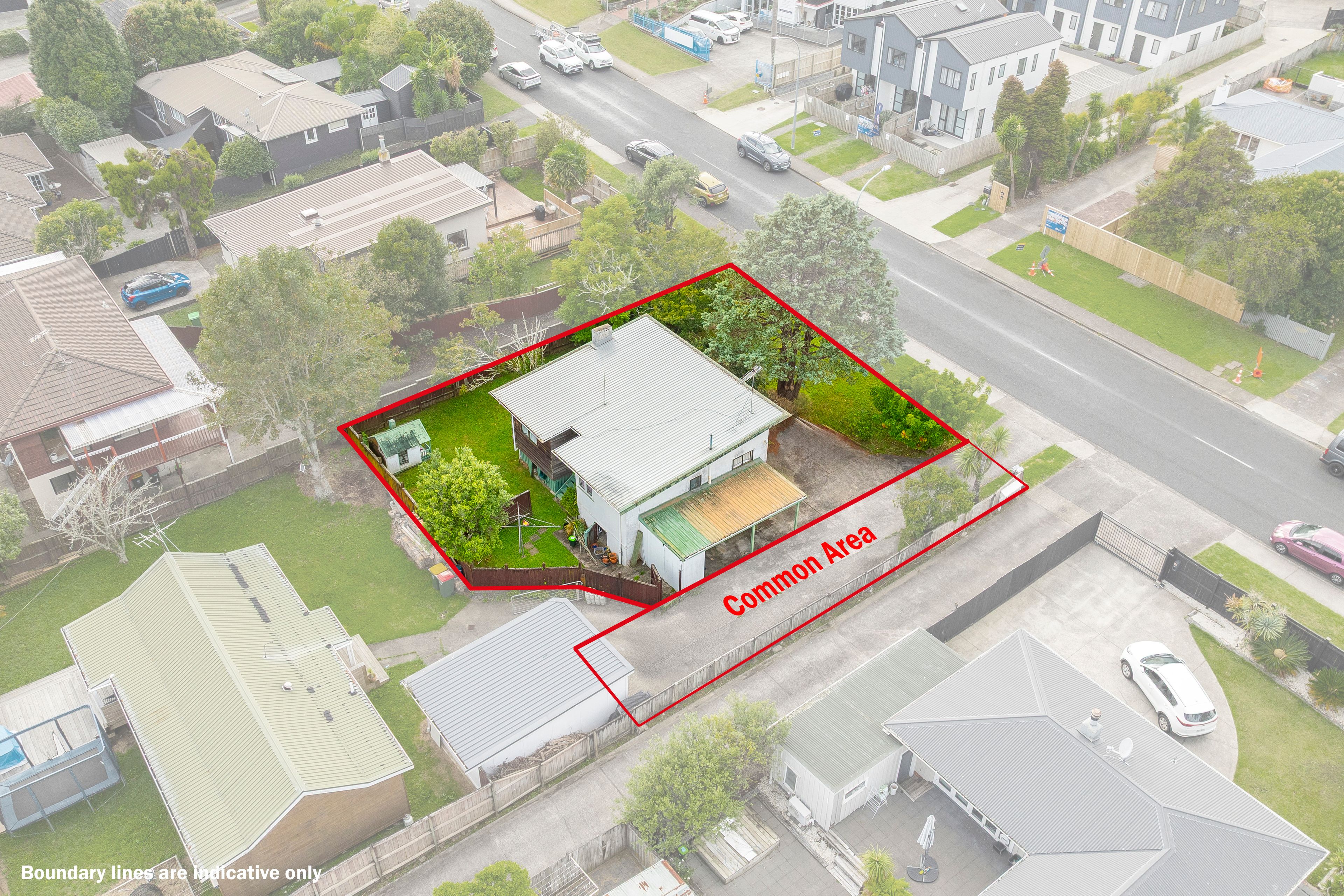 1/129 Moore Street, Howick, Manukau City