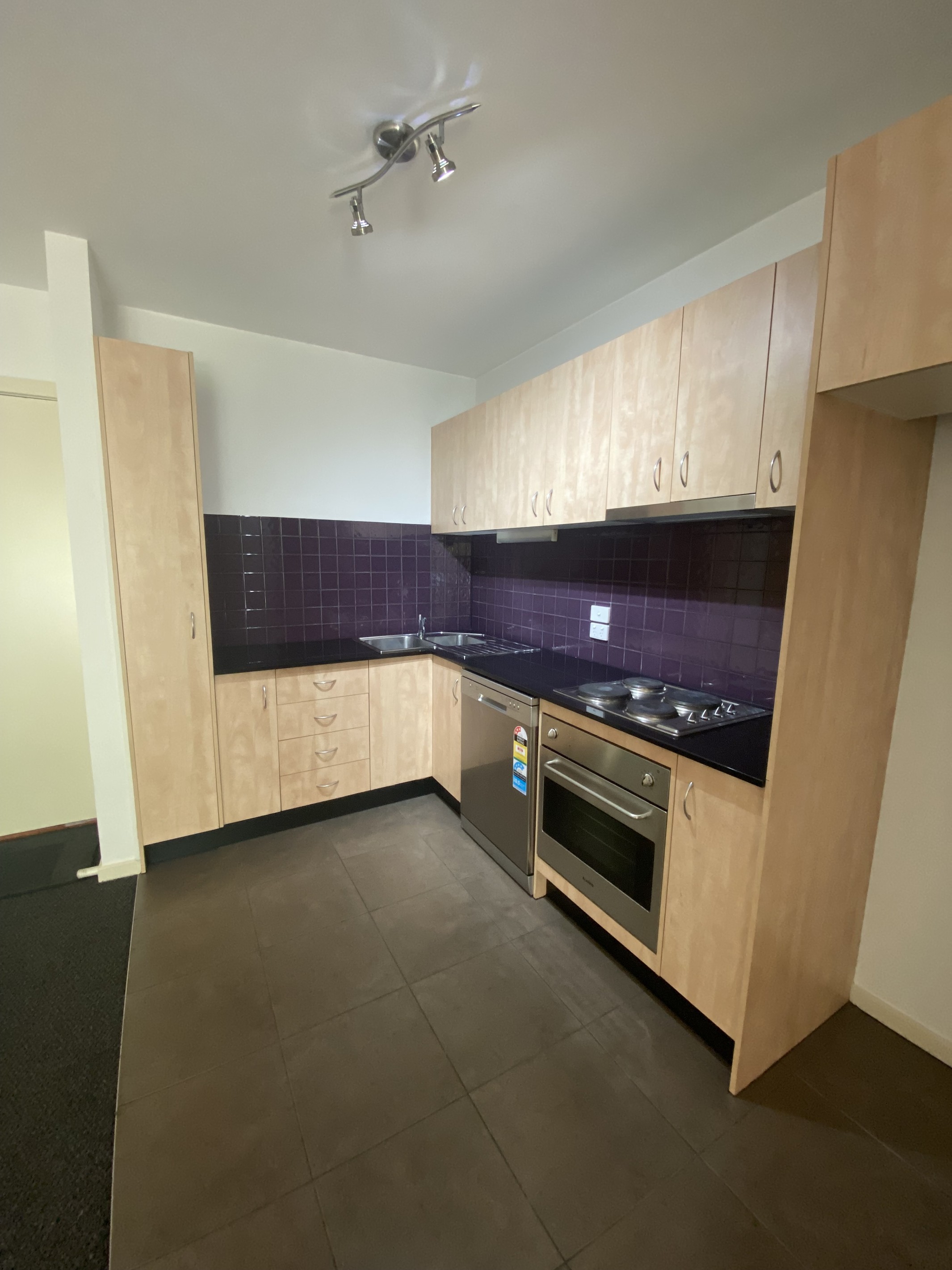 4/82-86 Atherton Road, Oakleigh, VIC 3166