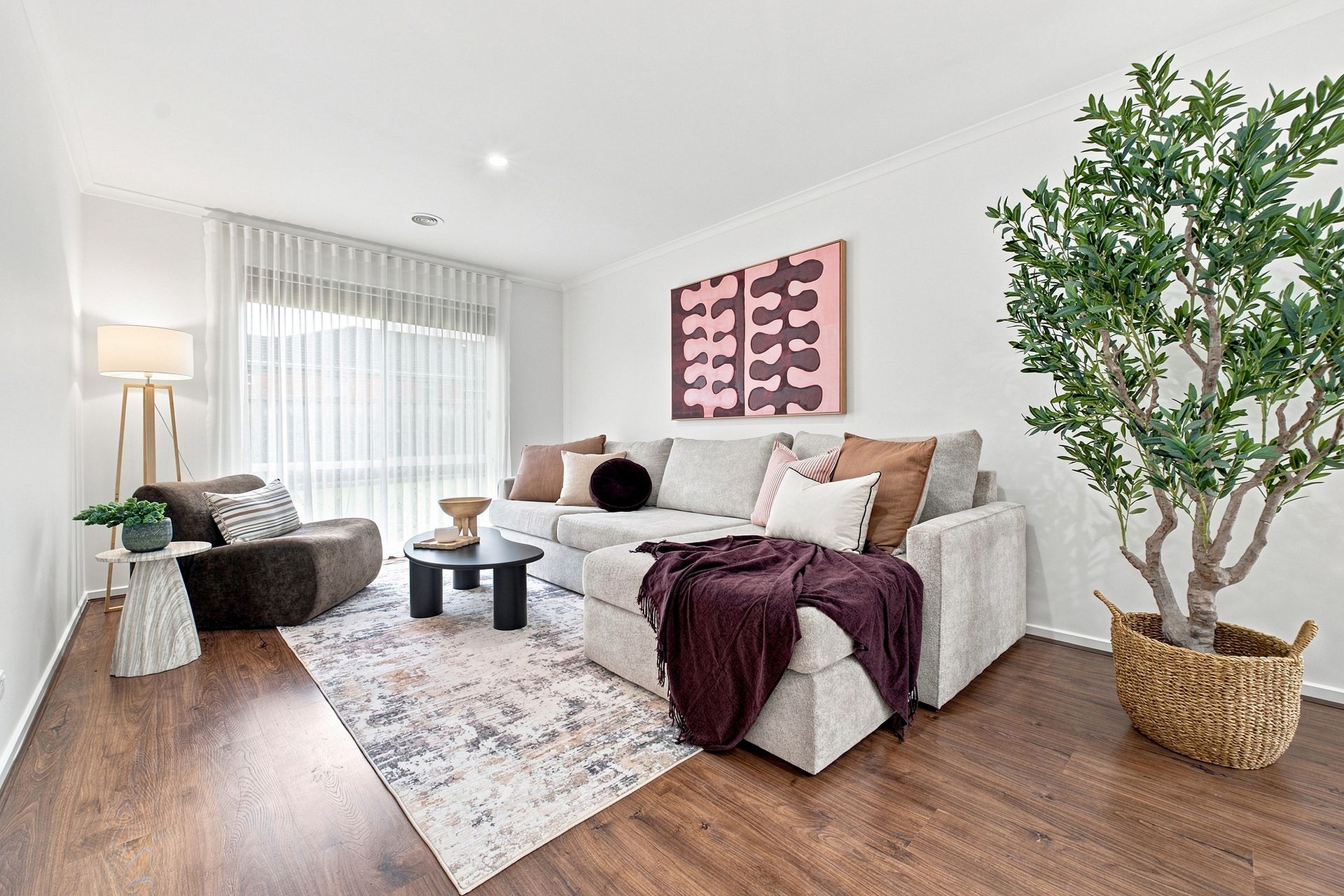 8 Ogle Way — photo 8 of 18