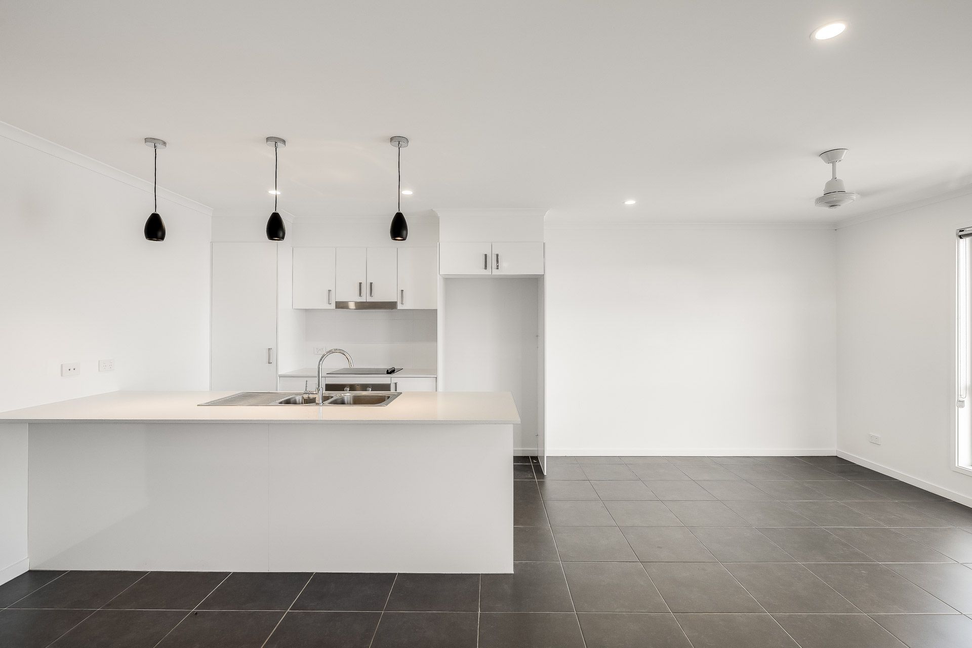 1/10 Kaytons Street, Drayton, QLD 4350