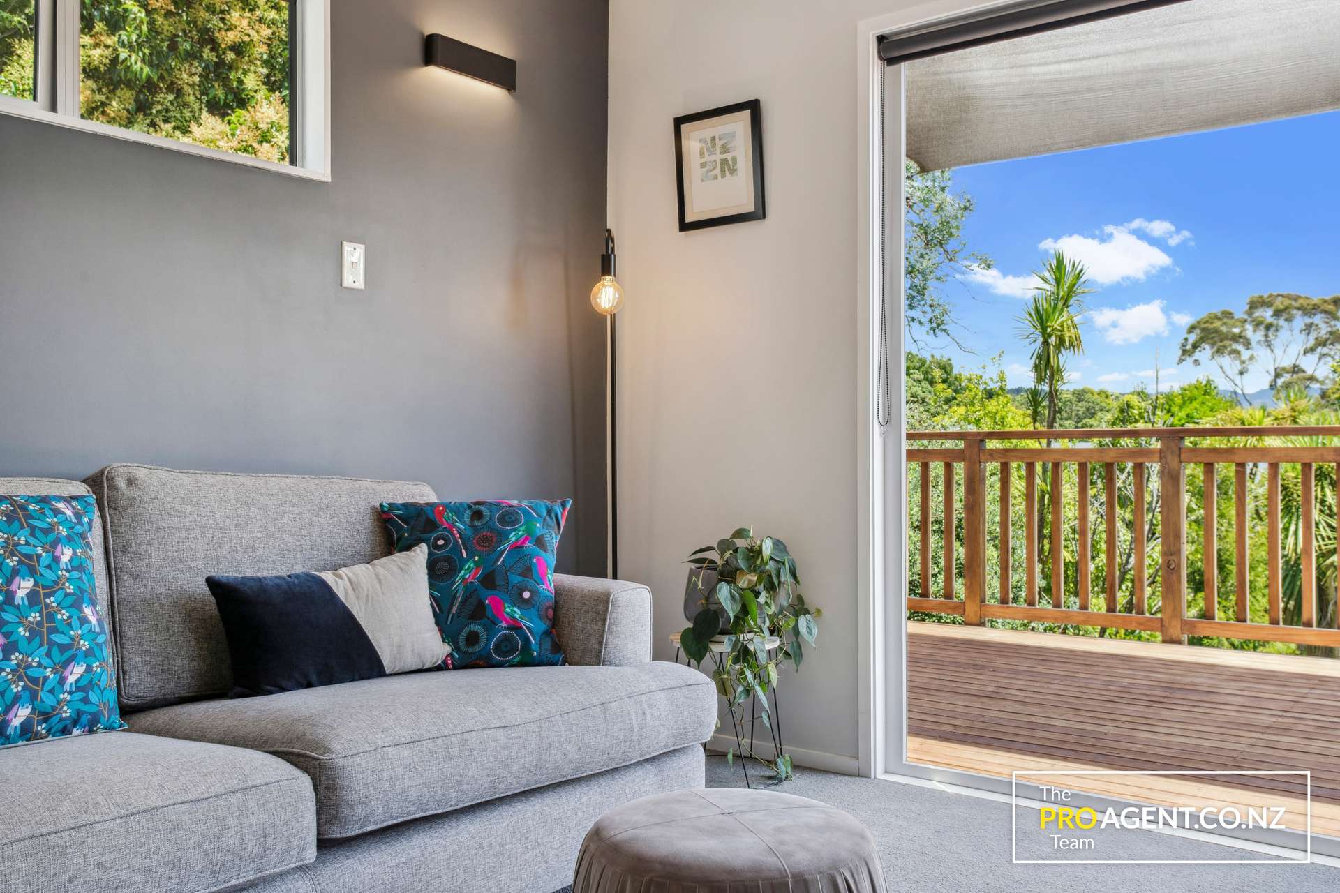 261 Titirangi Road photo 8