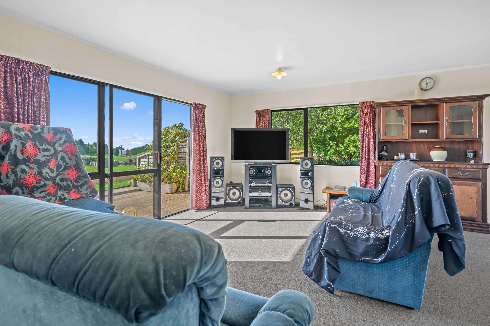 33 Williams Road North photo 9