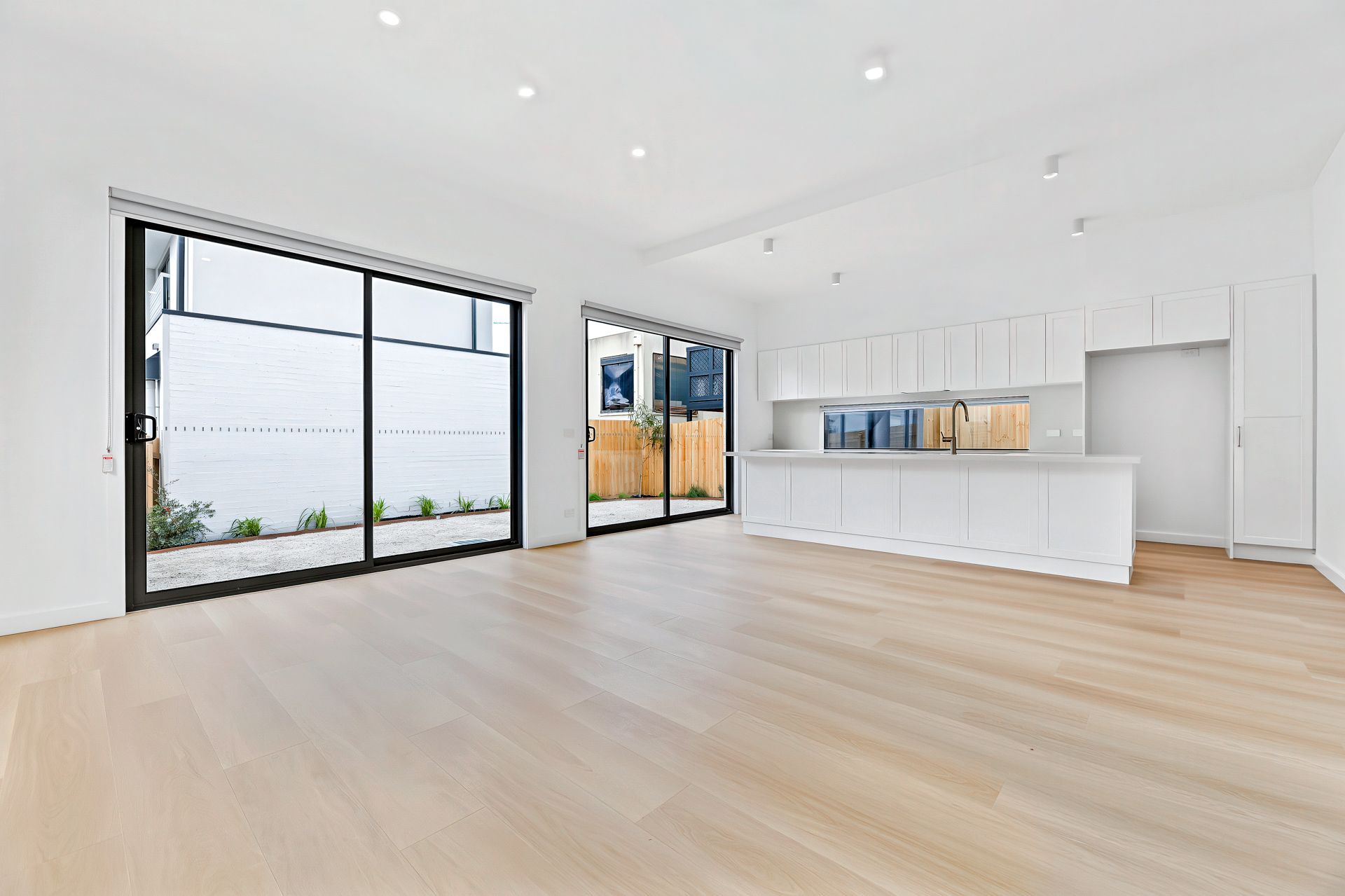 4/196 Nepean Highway — photo from Ray White The Bayside Group