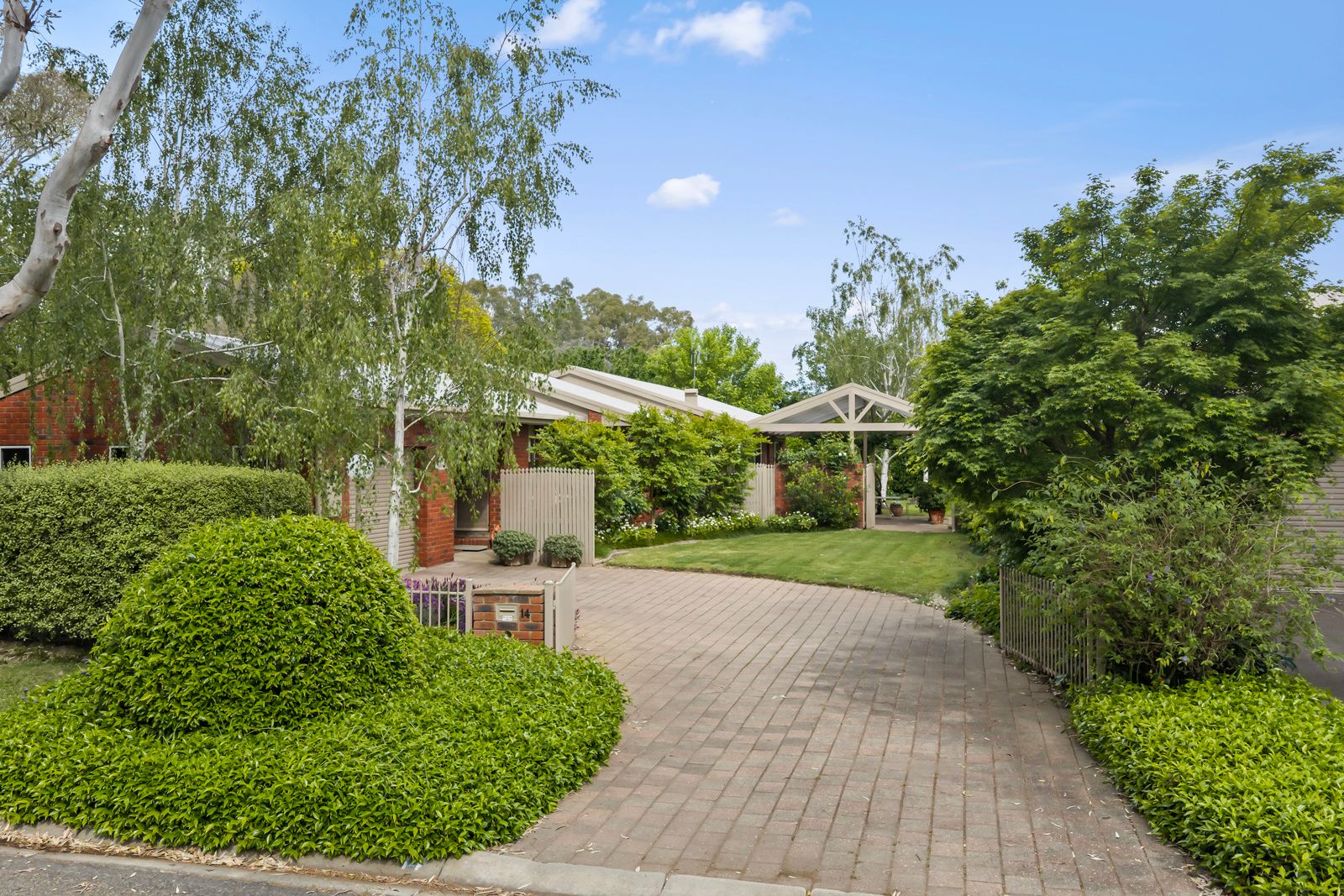 14 McConnan Street — photo from Ray White Benalla