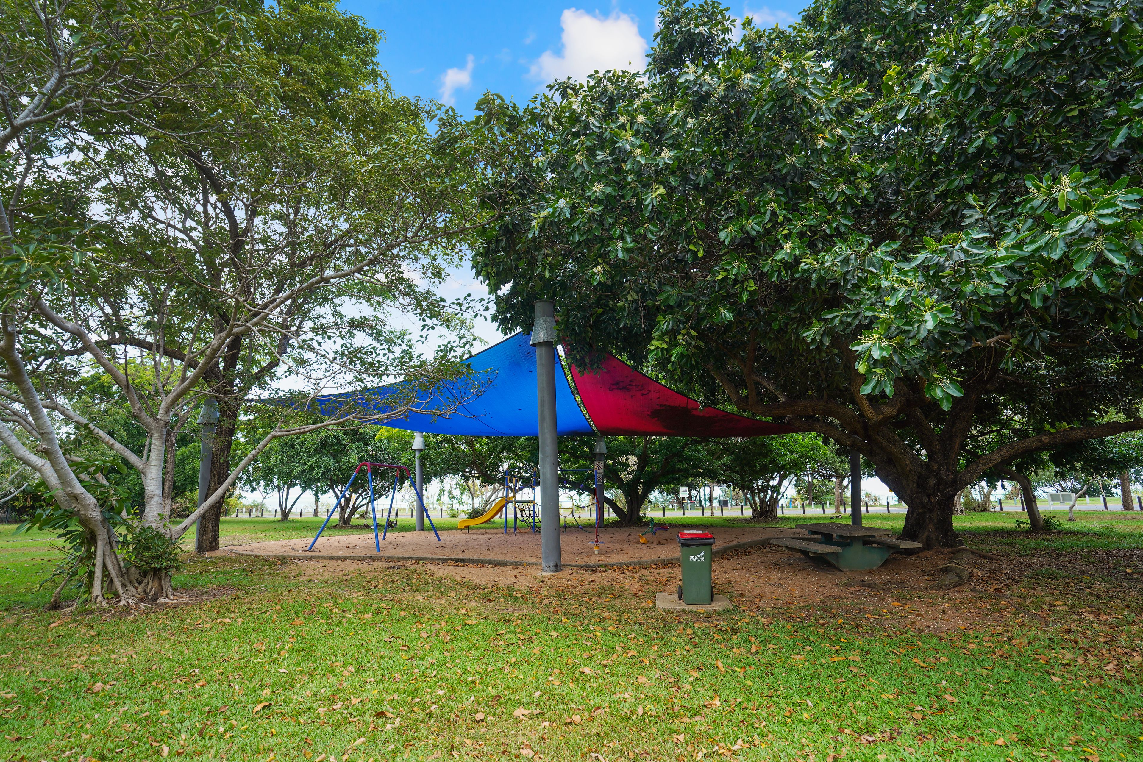7/2 Poinciana Street — photo 15 of 15