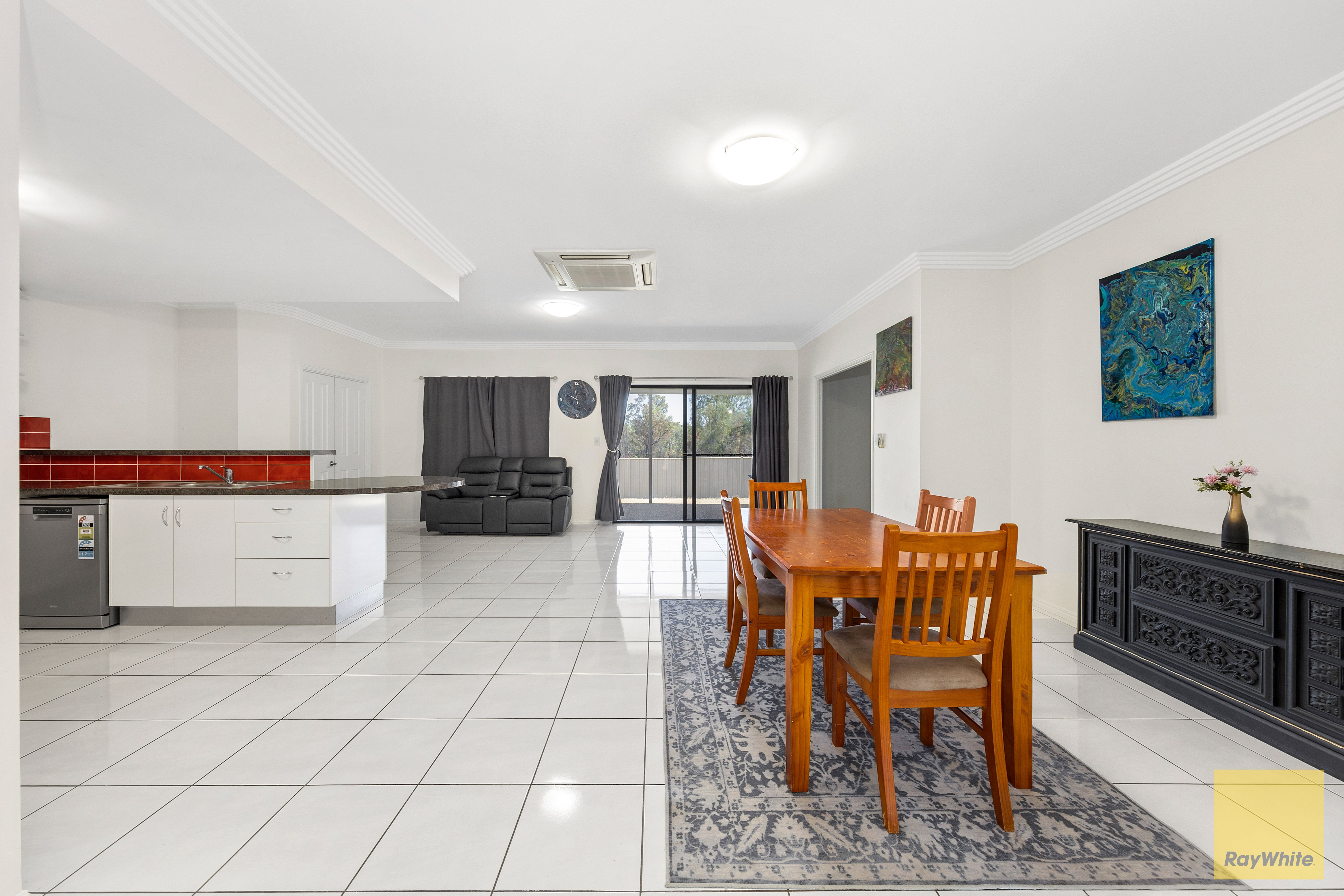 30 Berthun Street — photo 6 of 24