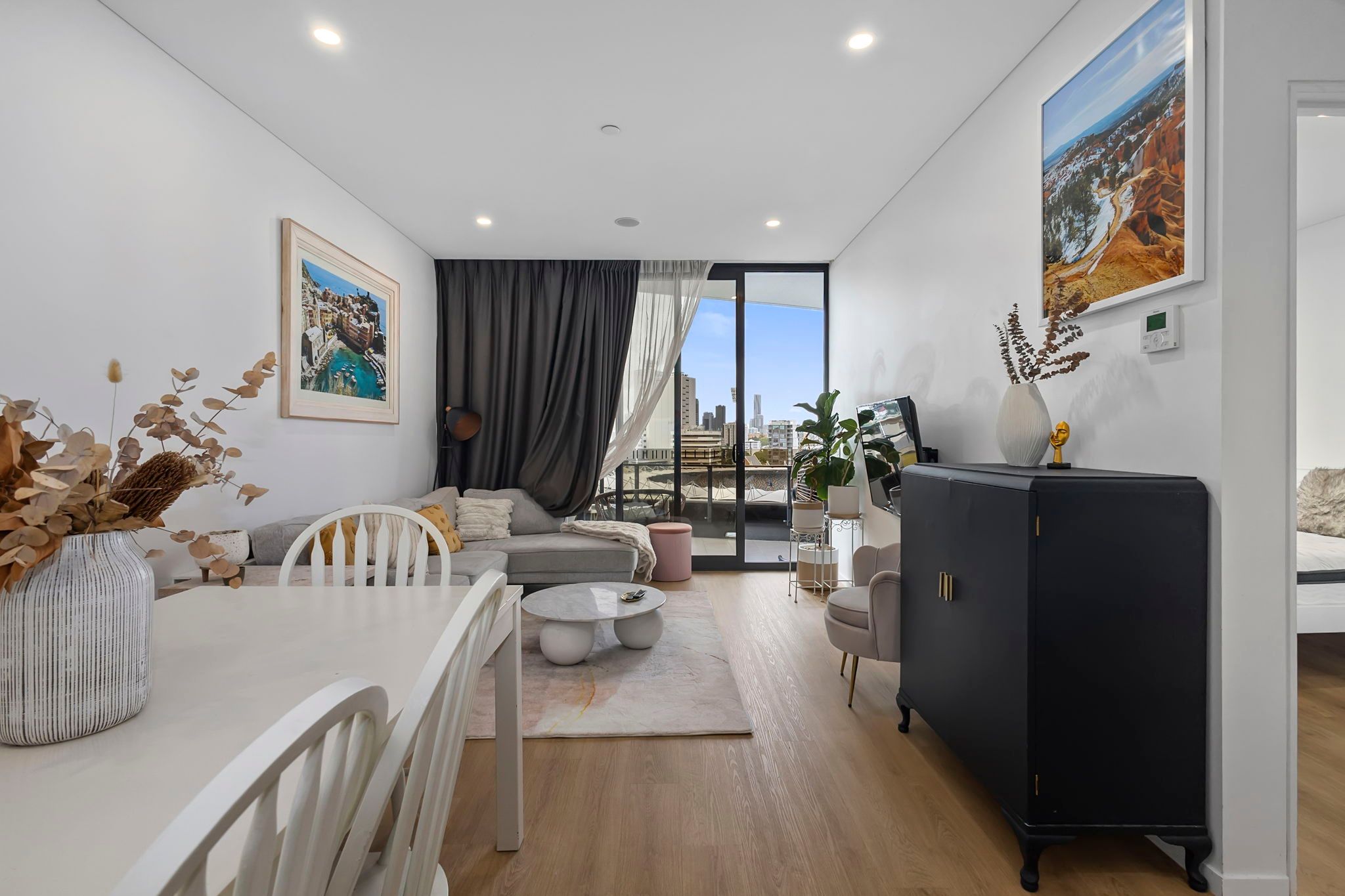 1402/62 Logan Road, Woolloongabba, QLD 4102