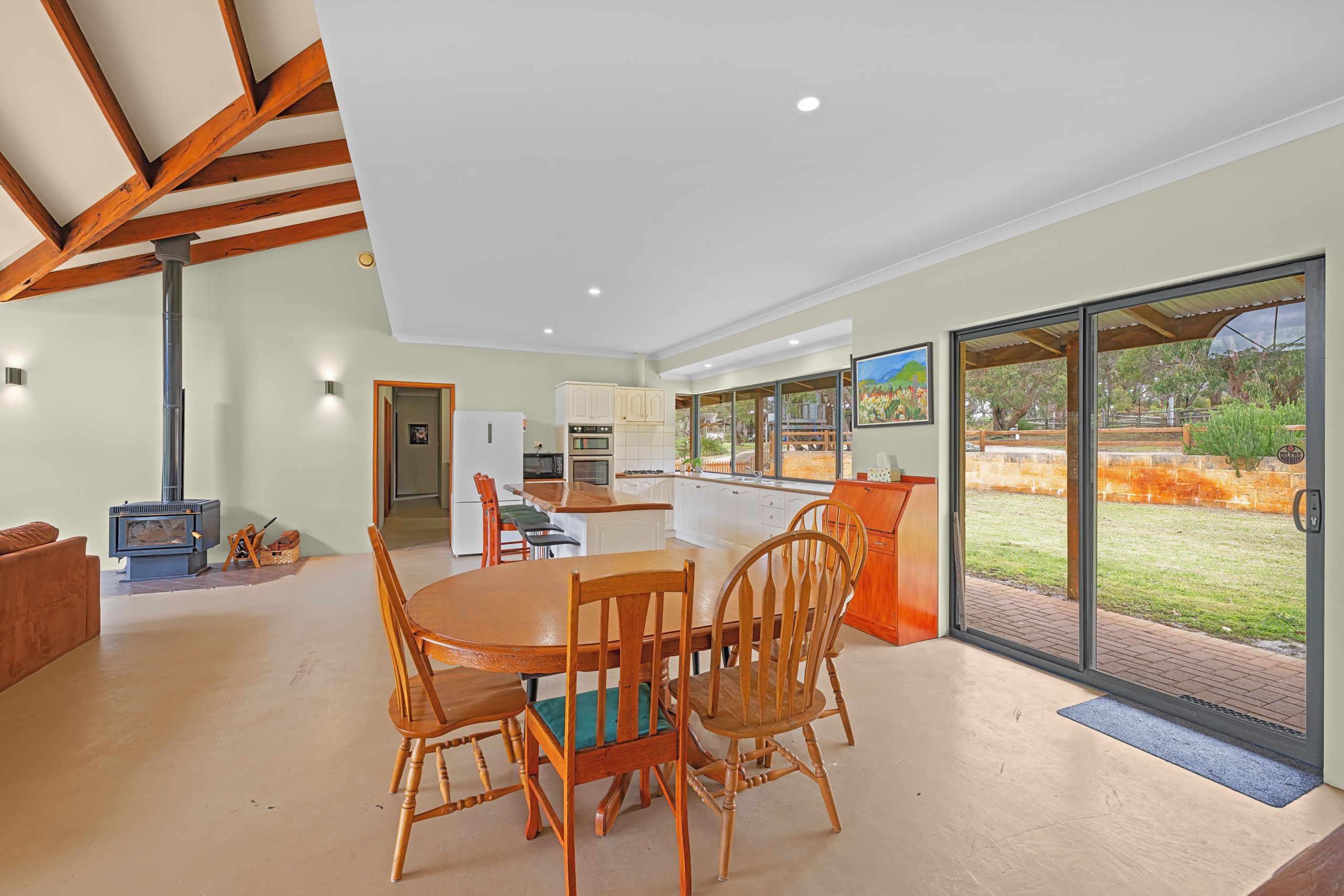 209 McLeod Road — photo 10 of 30