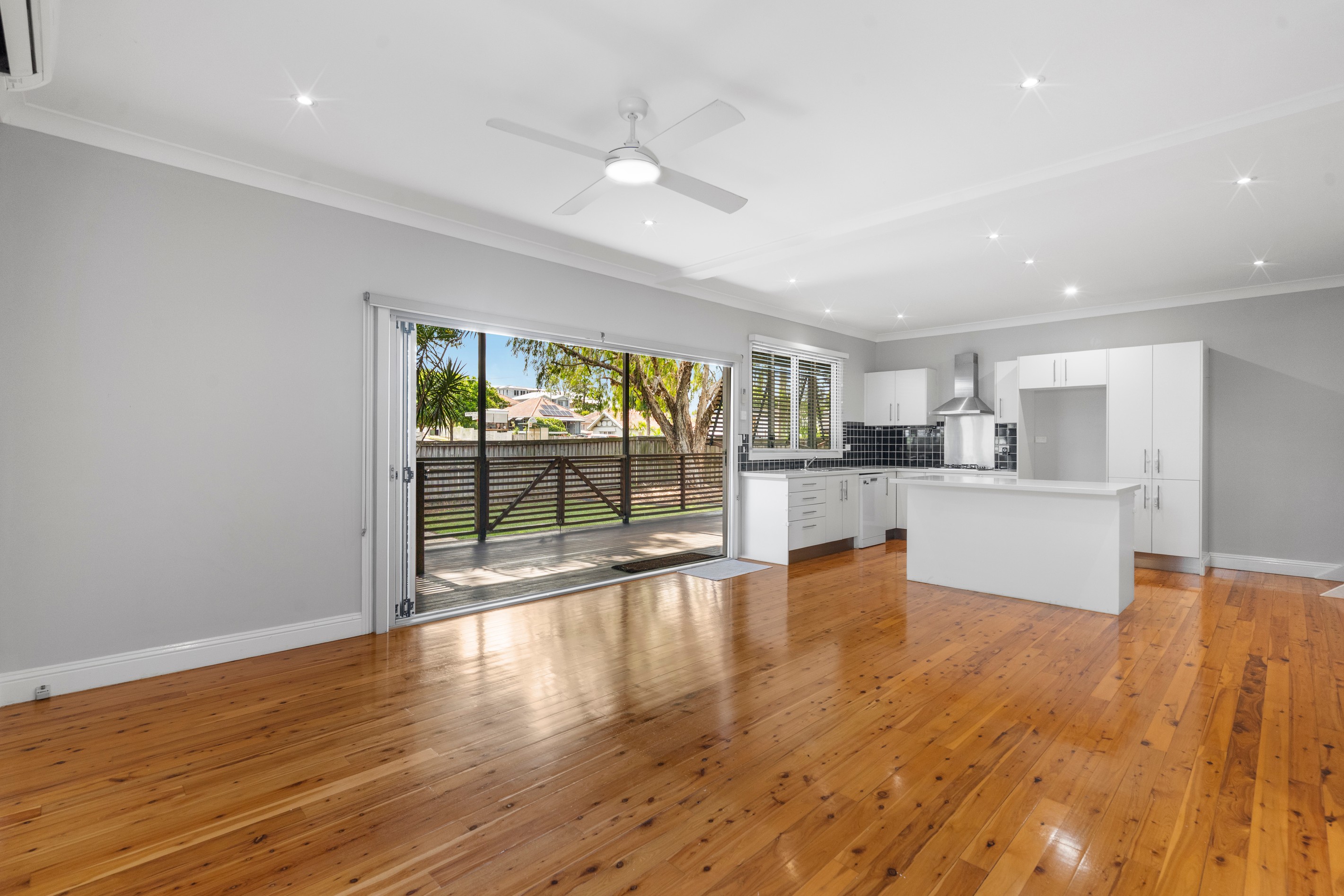 77 Kinmond Avenue, Wavell Heights, QLD 4012