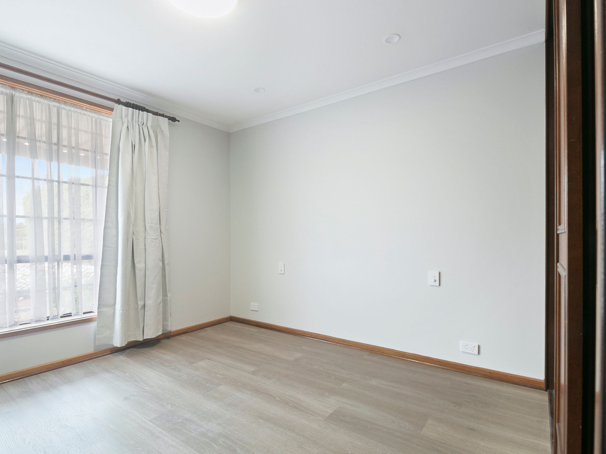 5 Perth Street — photo 5 of 12