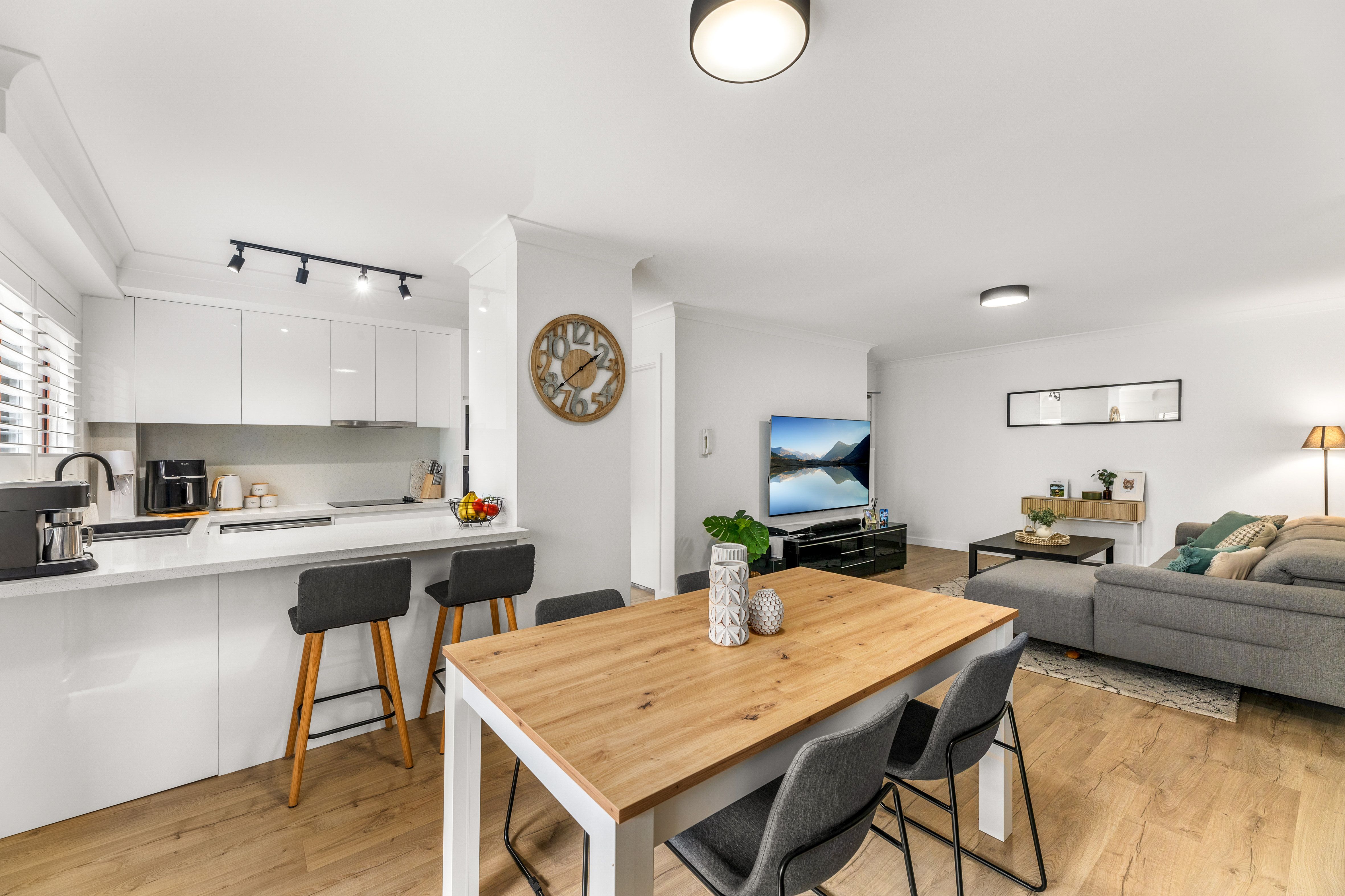 28 Leonay Street, Sutherland NSW 2232