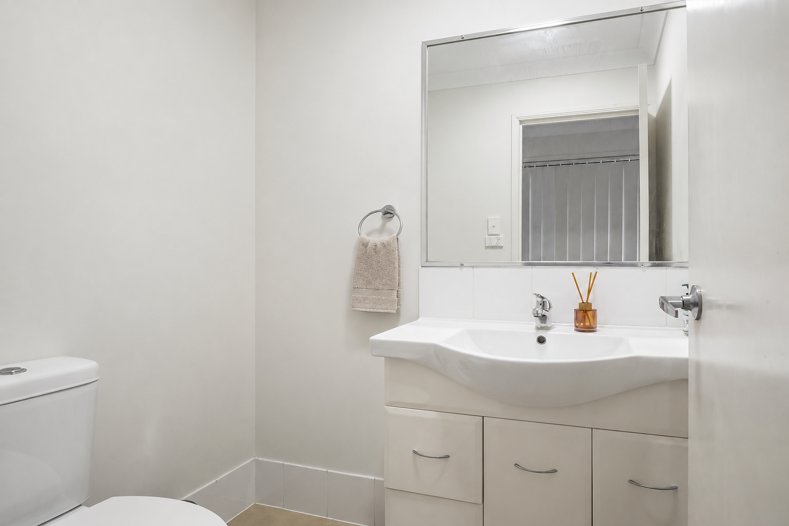 2/48 Philong Street — photo 12 of 16