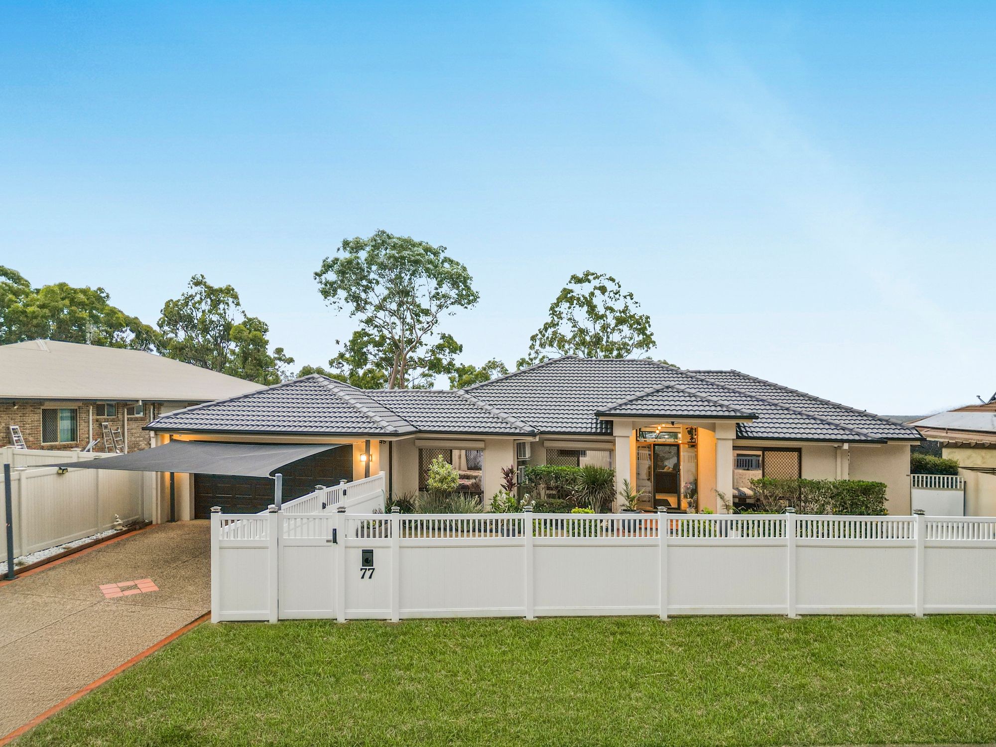 77 Highvale Drive, Helensvale, QLD 4212