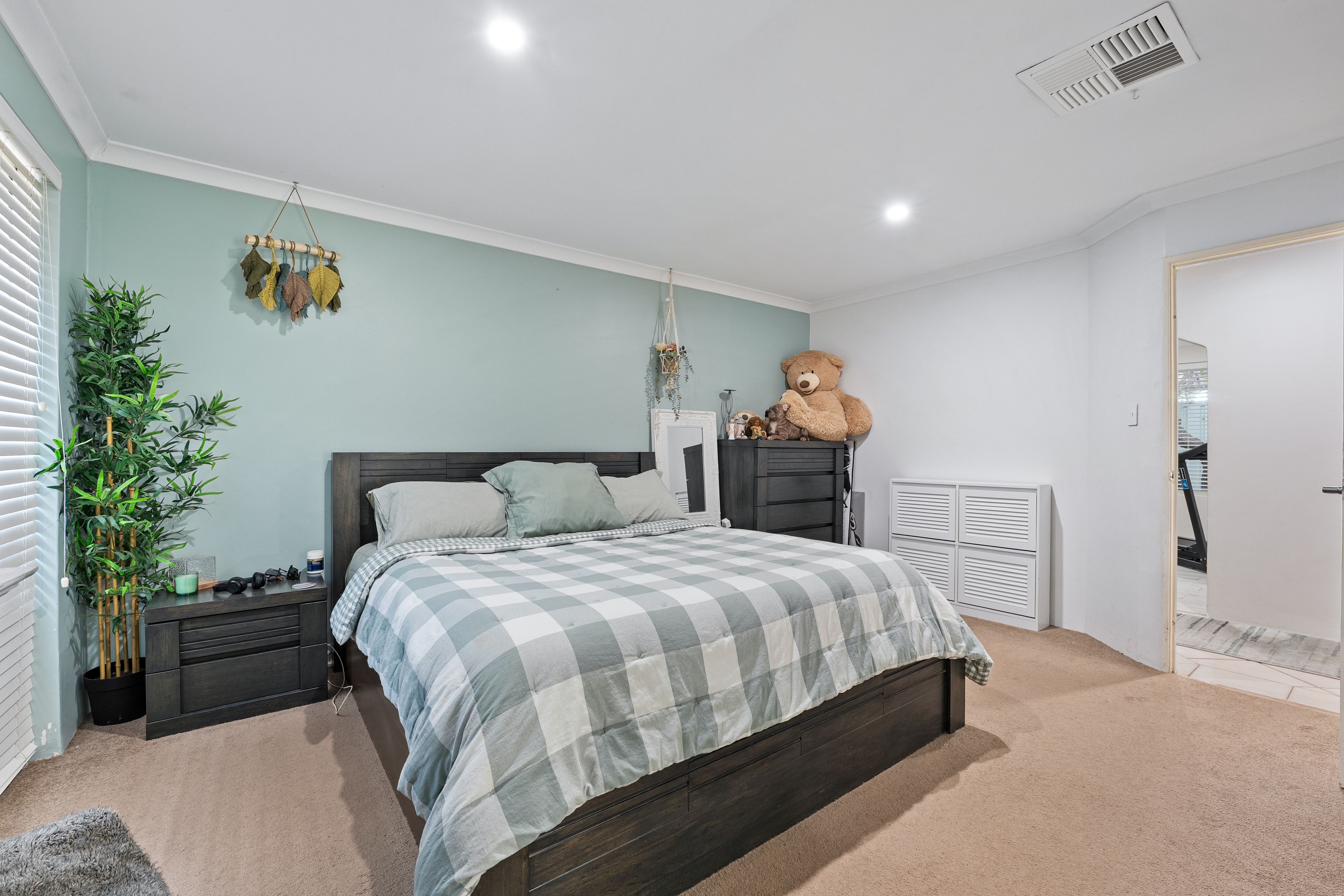 5 Tropea Place — photo 10 of 30
