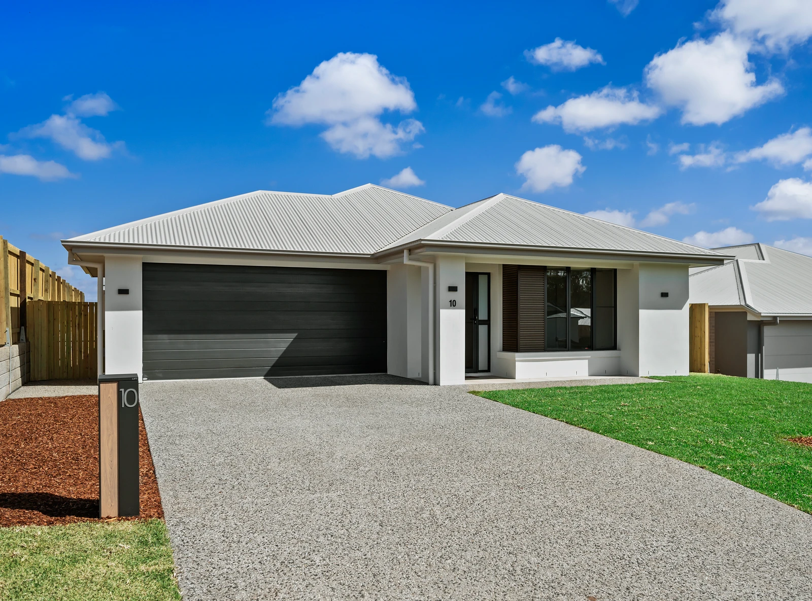 10 Beadle Street, Woolmer, QLD 4352
