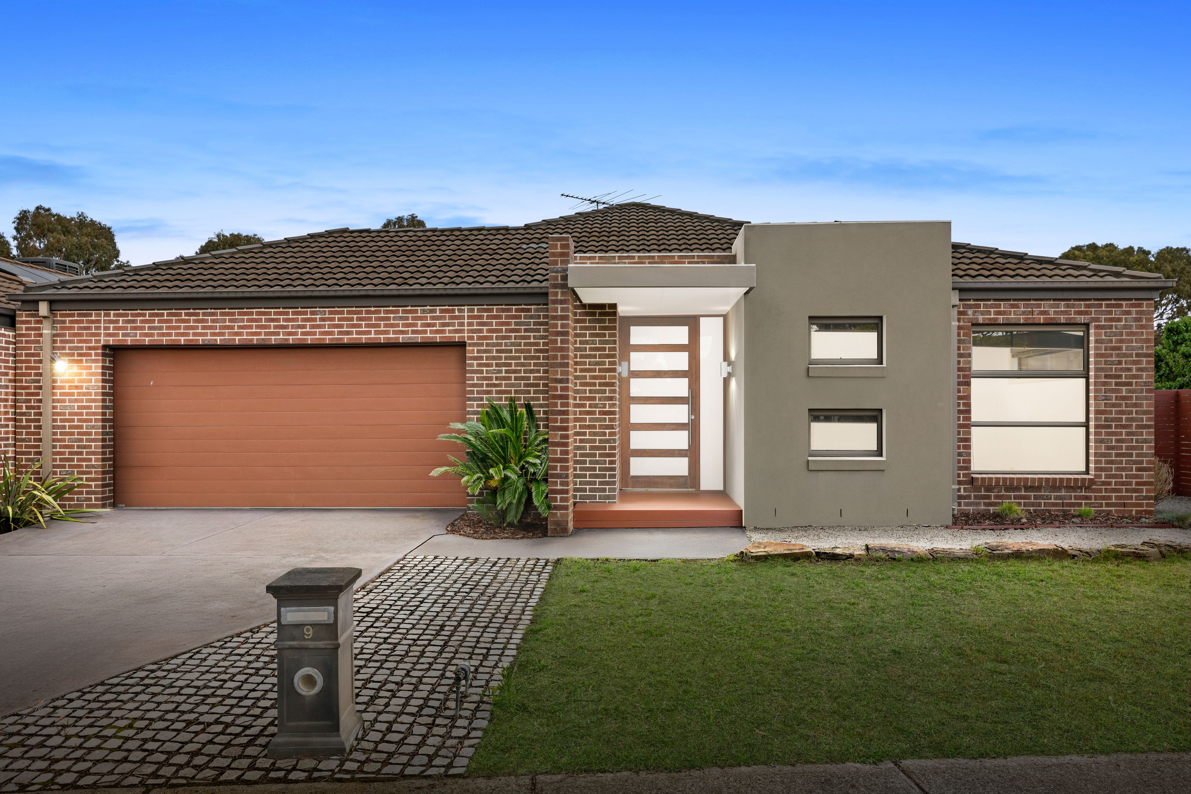 9 Florence Drive , Mernda VIC 3754