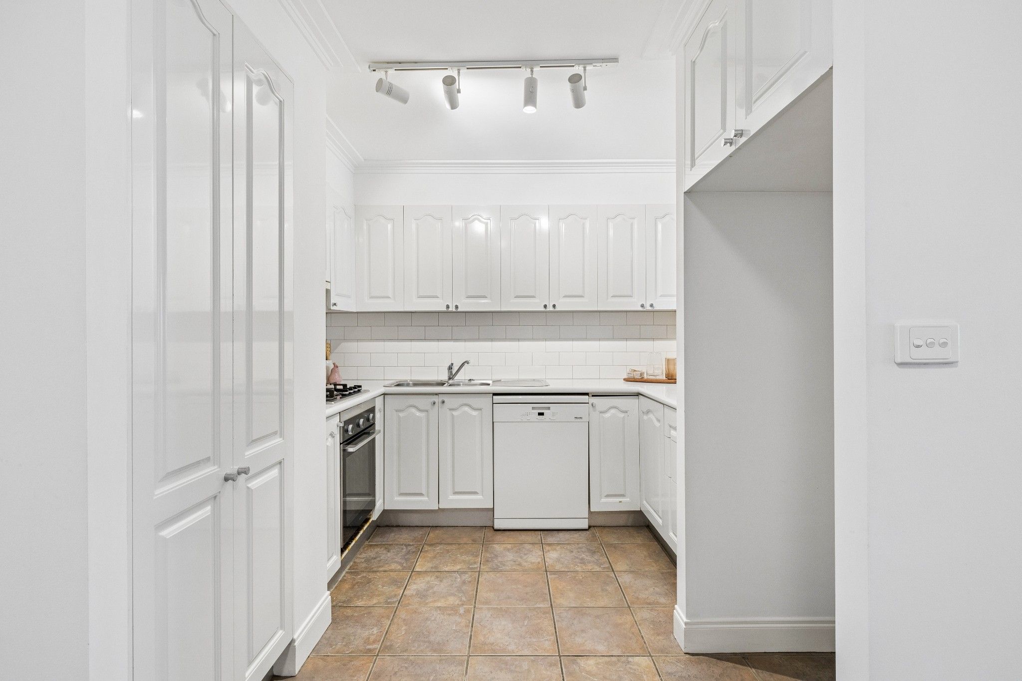 29/190 Albert Street — photo 13 of 24