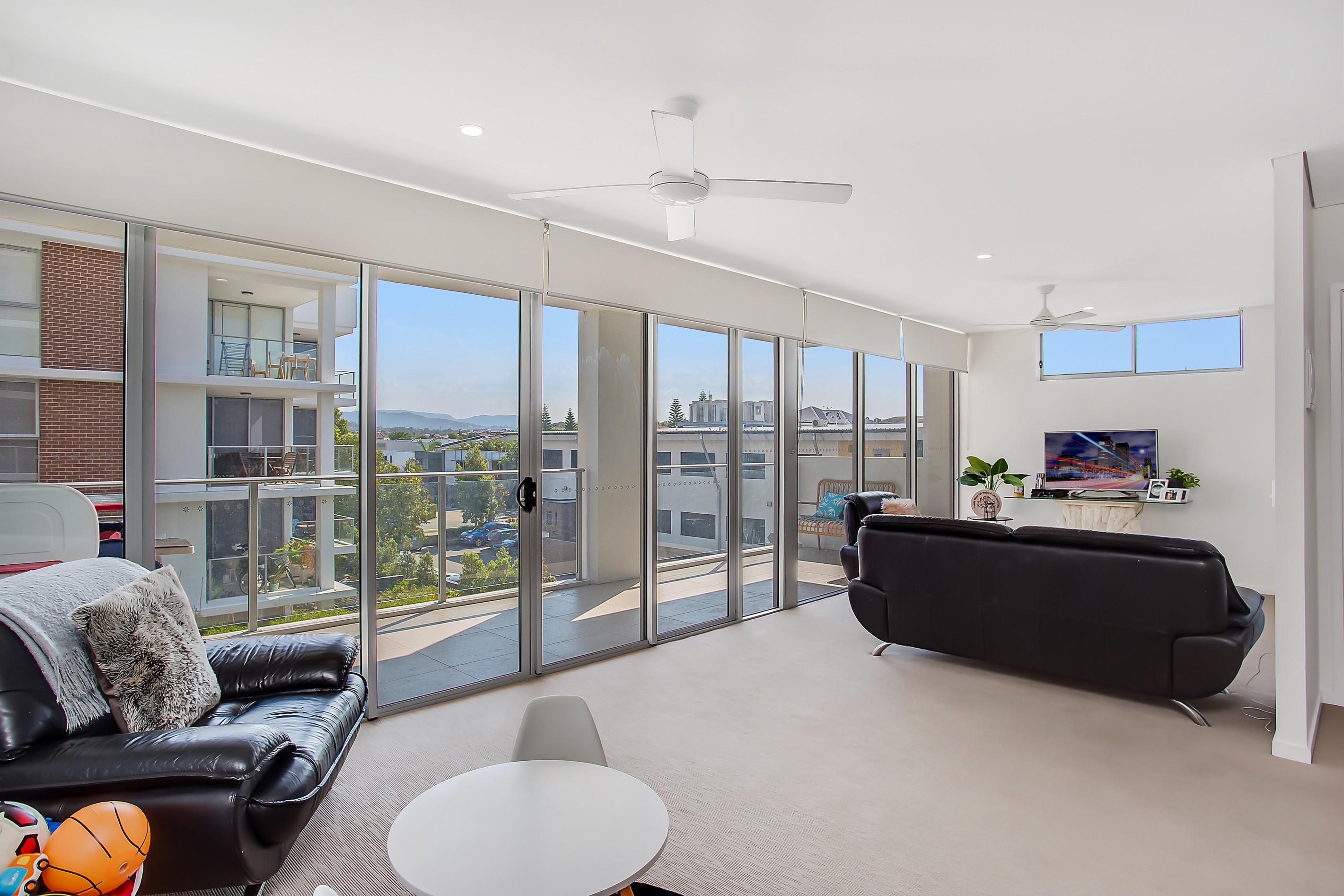 133/33 Lakefront Crescent, Varsity Lakes, QLD 4227